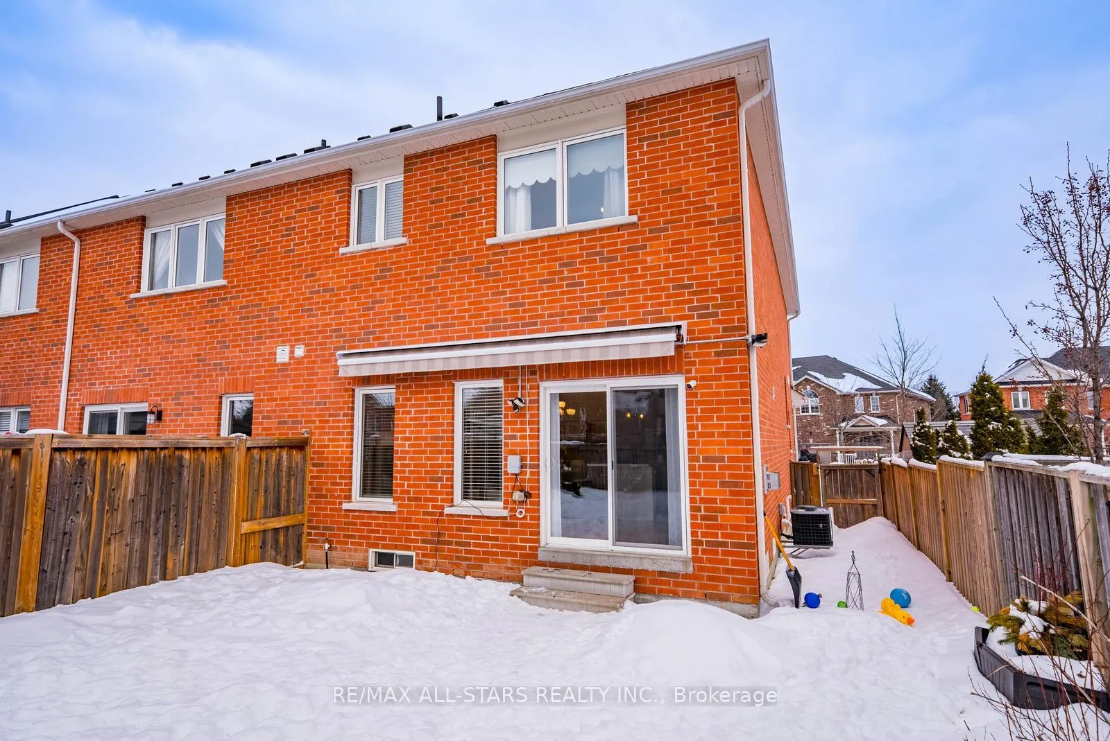 Photo 38 of 2 Bud Doucette Court, Uxbridge — HOMEH