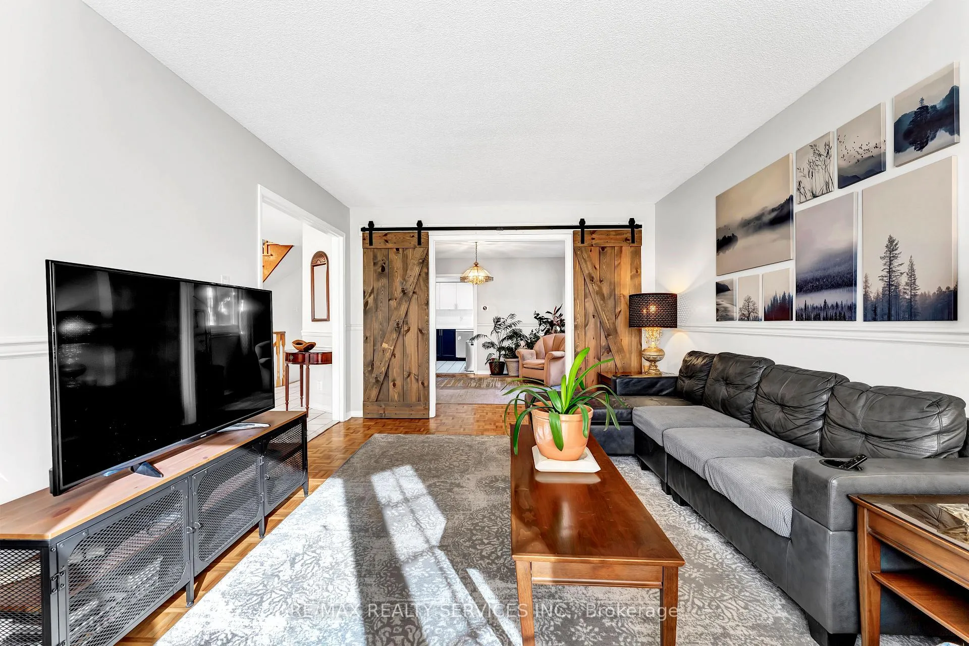 Photo 14 of 21 Fincham Avenue, Brampton, Northwood Park — HOMEH