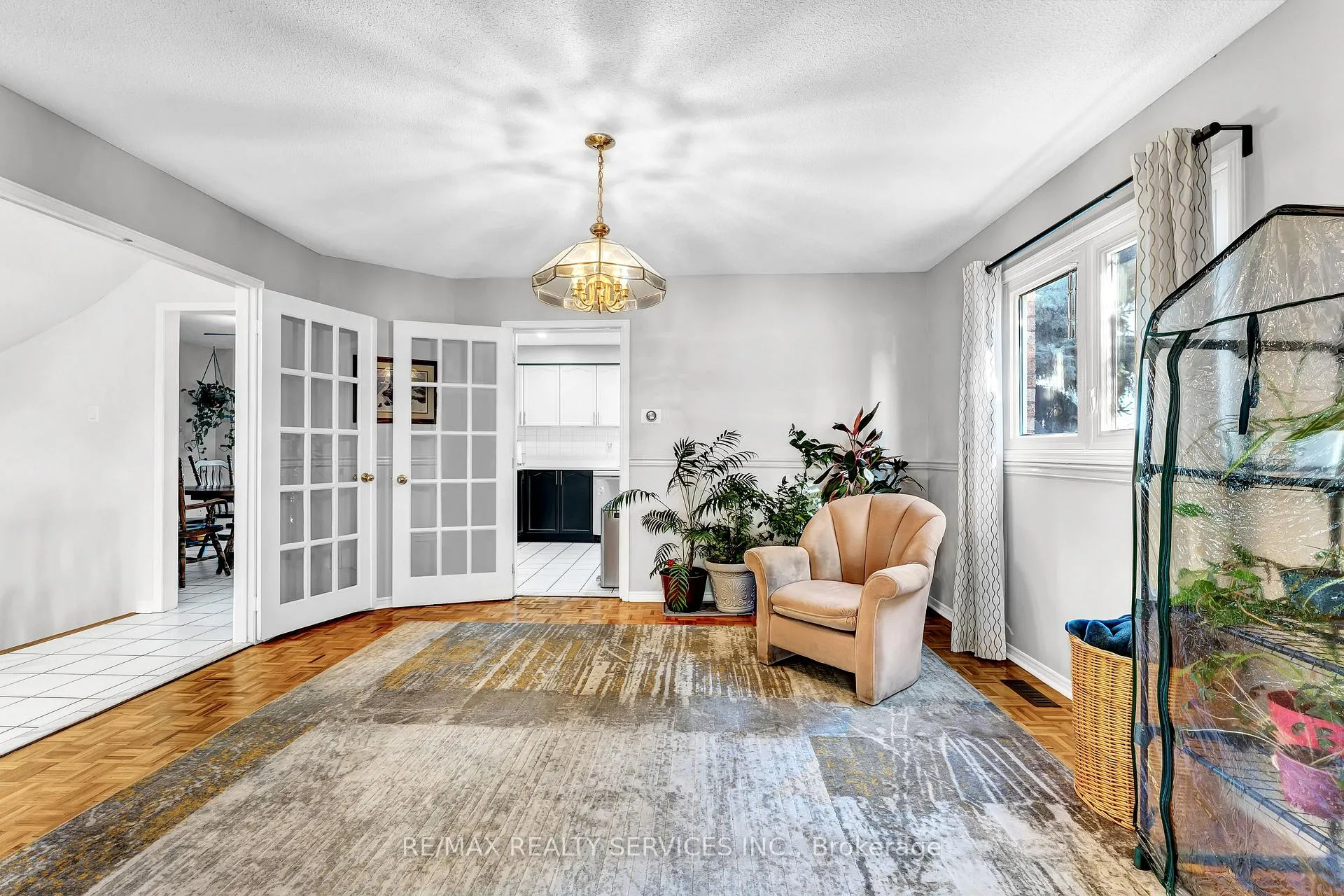 Photo 16 of 21 Fincham Avenue, Brampton, Northwood Park — HOMEH