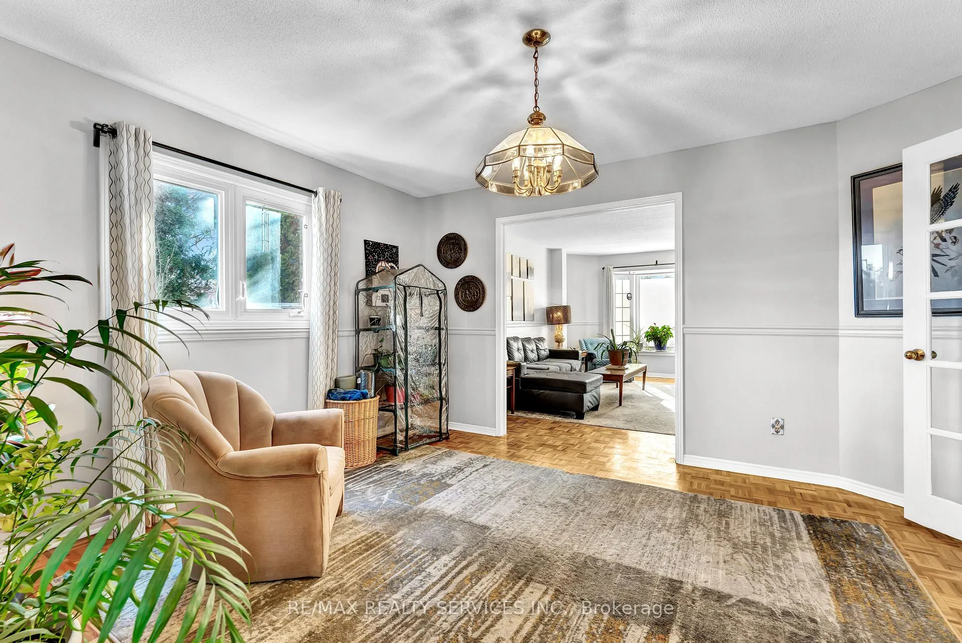 Photo 17 of 21 Fincham Avenue, Brampton, Northwood Park — HOMEH