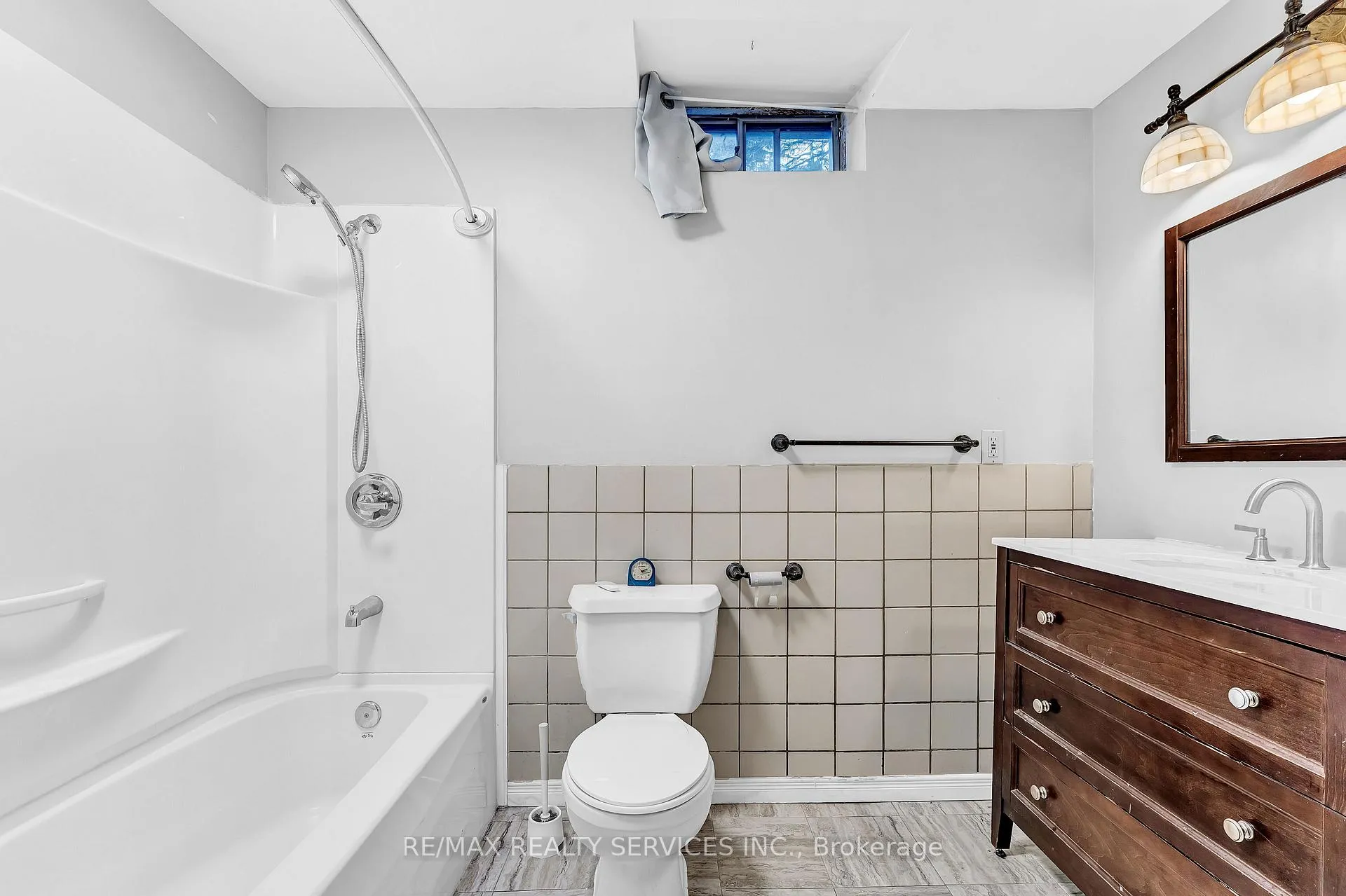 Photo 41 of 21 Fincham Avenue, Brampton, Northwood Park — HOMEH