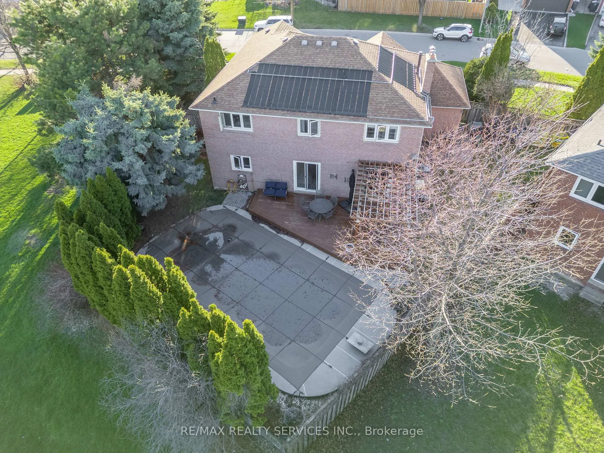 Photo 46 of 21 Fincham Avenue, Brampton, Northwood Park — HOMEH
