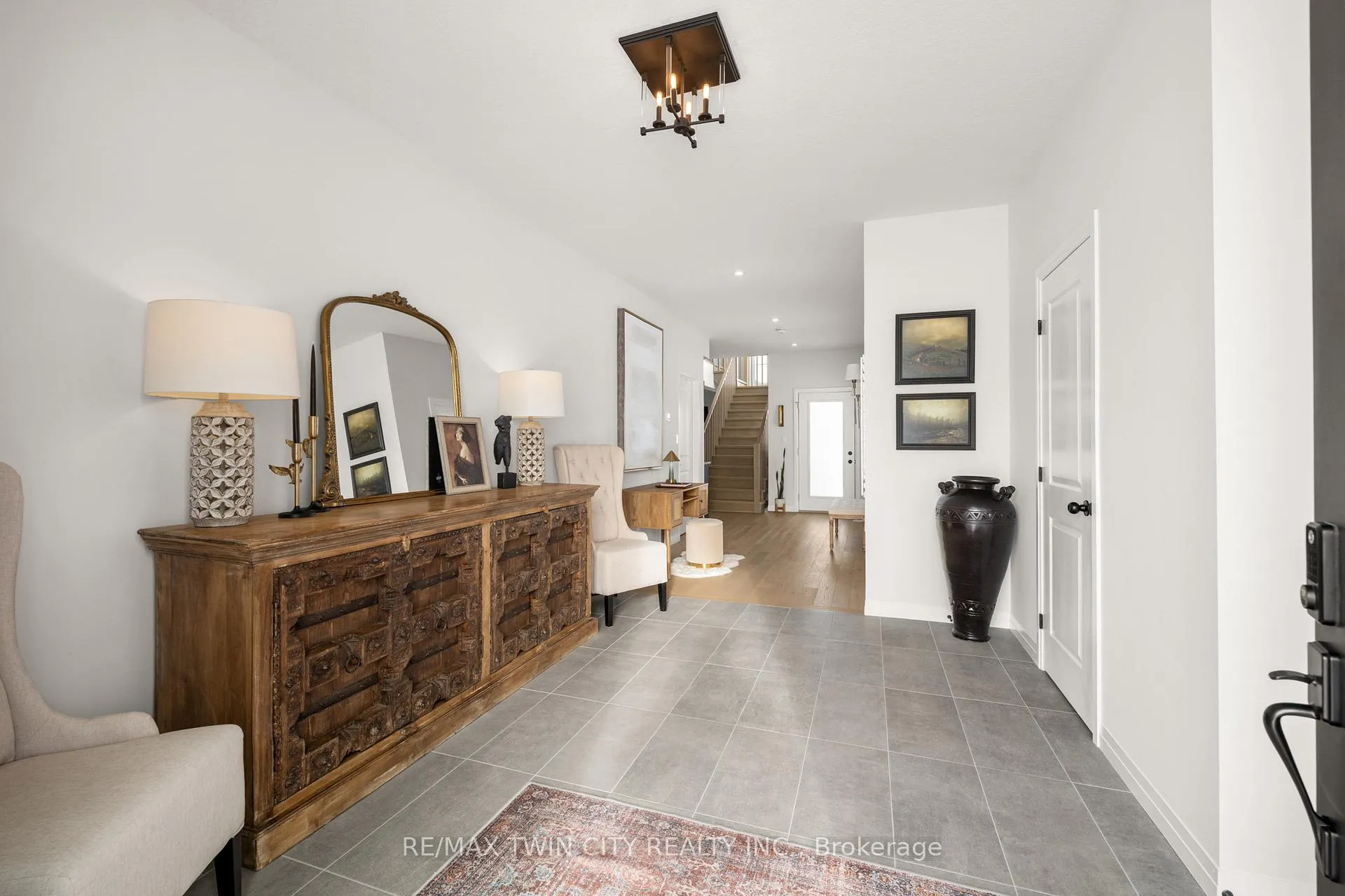 Photo 15 of 154 Dempsey Drive, Stratford — HOMEH