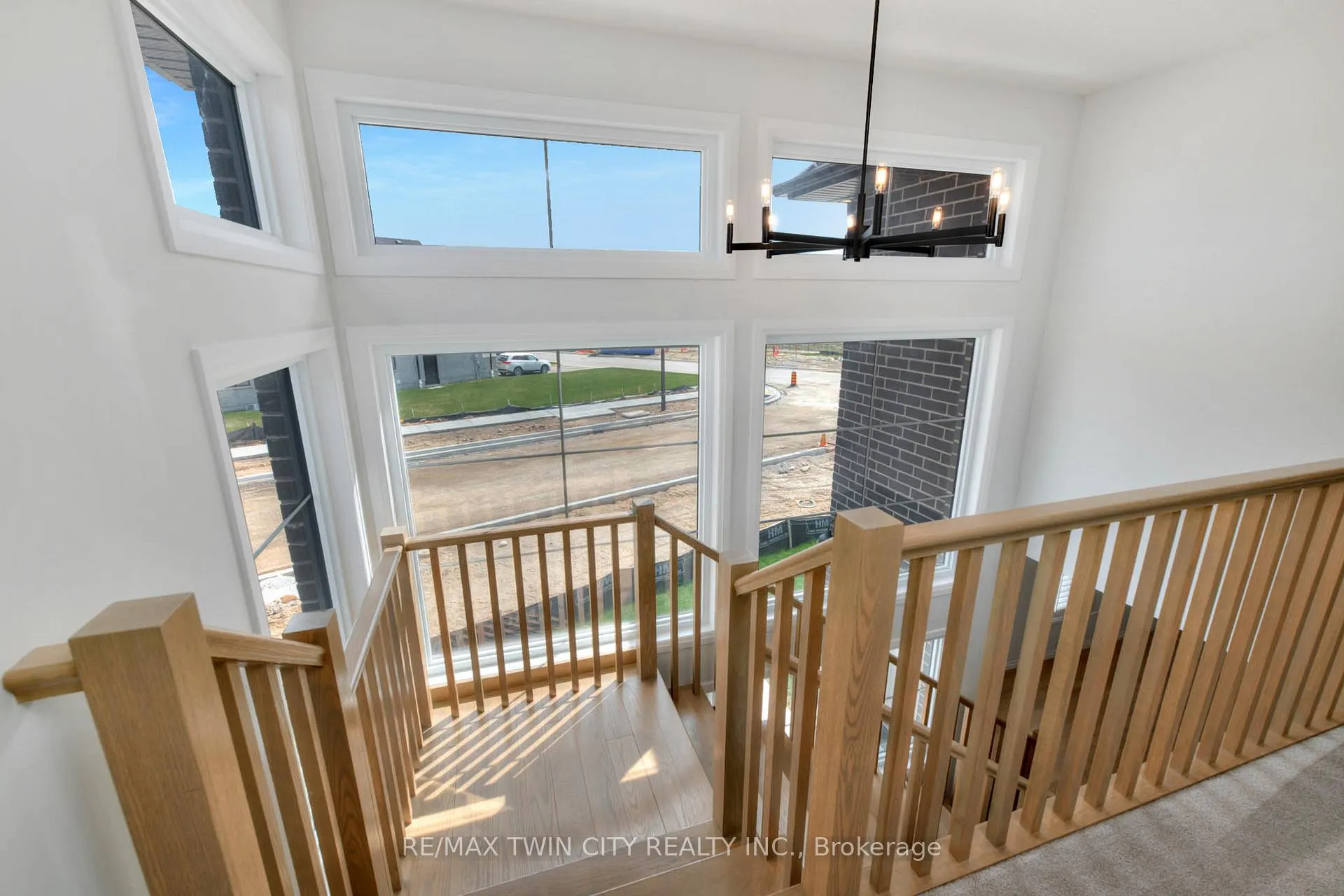 Photo 31 of 154 Dempsey Drive, Stratford — HOMEH