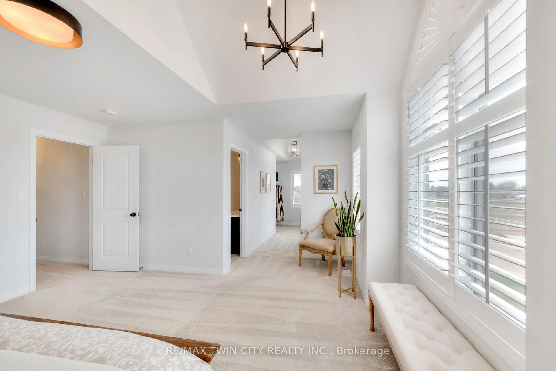 Photo 34 of 154 Dempsey Drive, Stratford — HOMEH