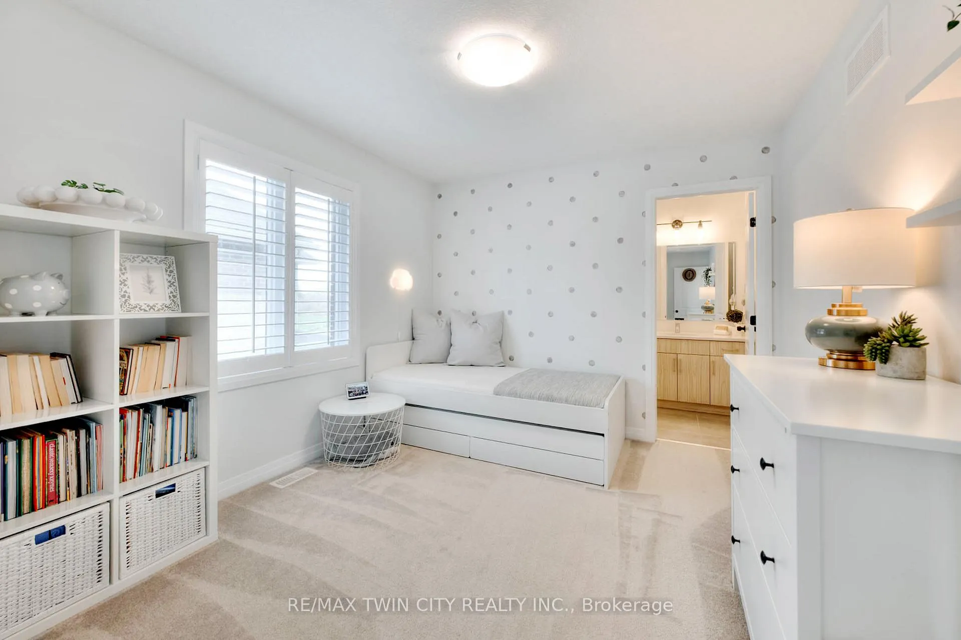 Photo 37 of 154 Dempsey Drive, Stratford — HOMEH