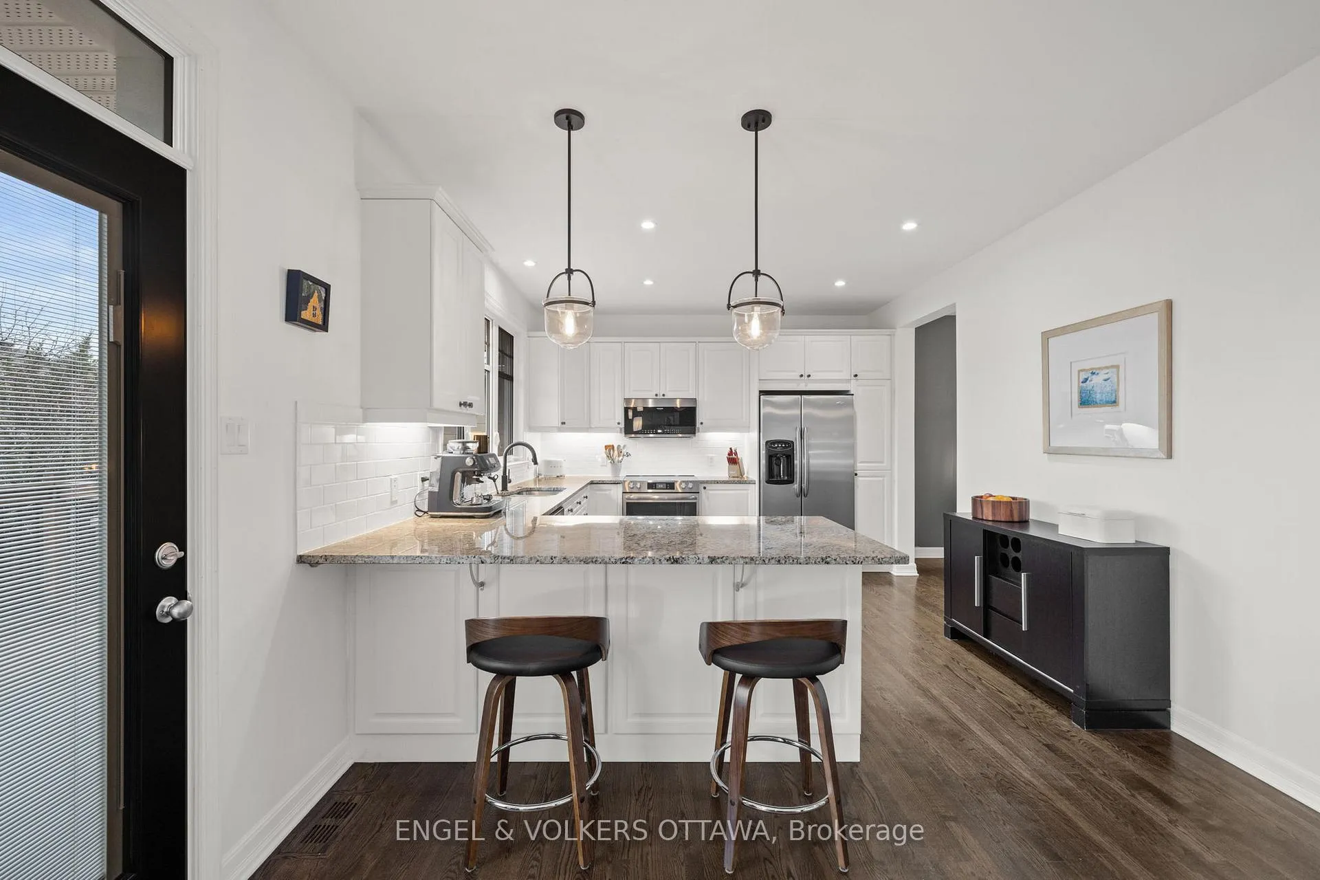 Photo 9 of 566 Erinwoods Circle, Ottawa, Barrhaven - Stonebridge — HOMEH