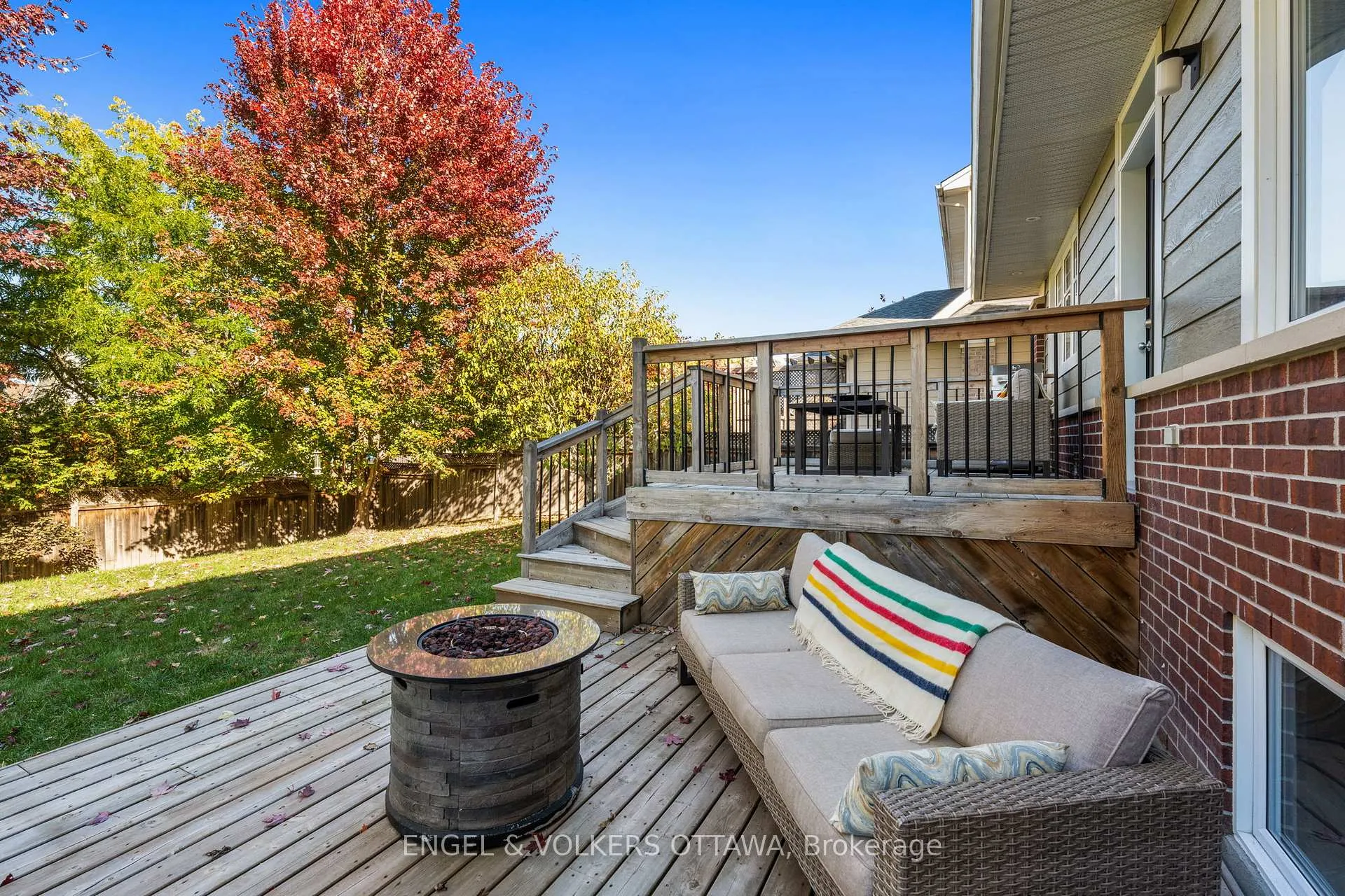 Photo 38 of 566 Erinwoods Circle, Ottawa, Barrhaven - Stonebridge — HOMEH