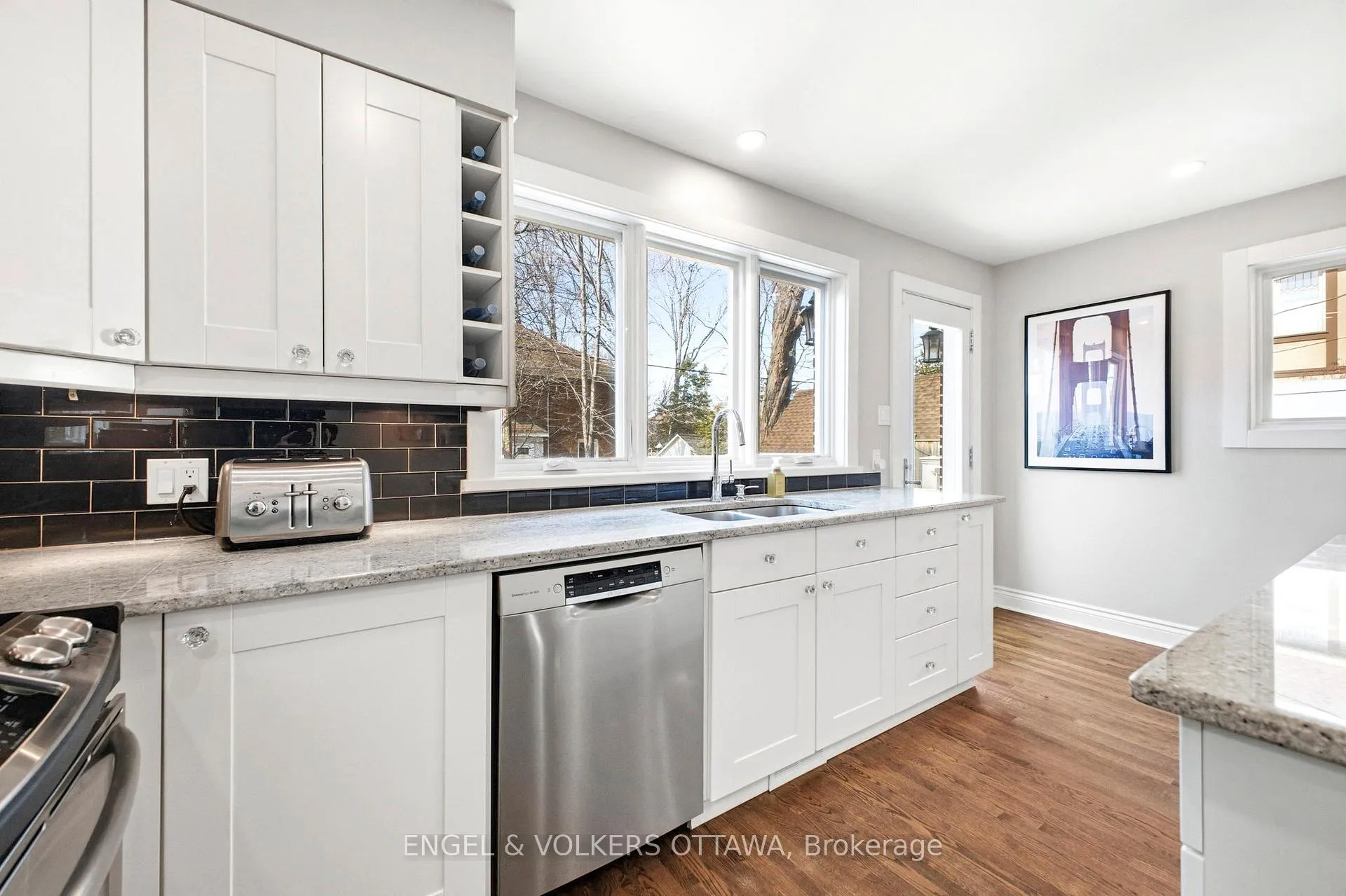 Photo 11 of 137 Kenilworth Street, Ottawa, Civic Hospital — HOMEH