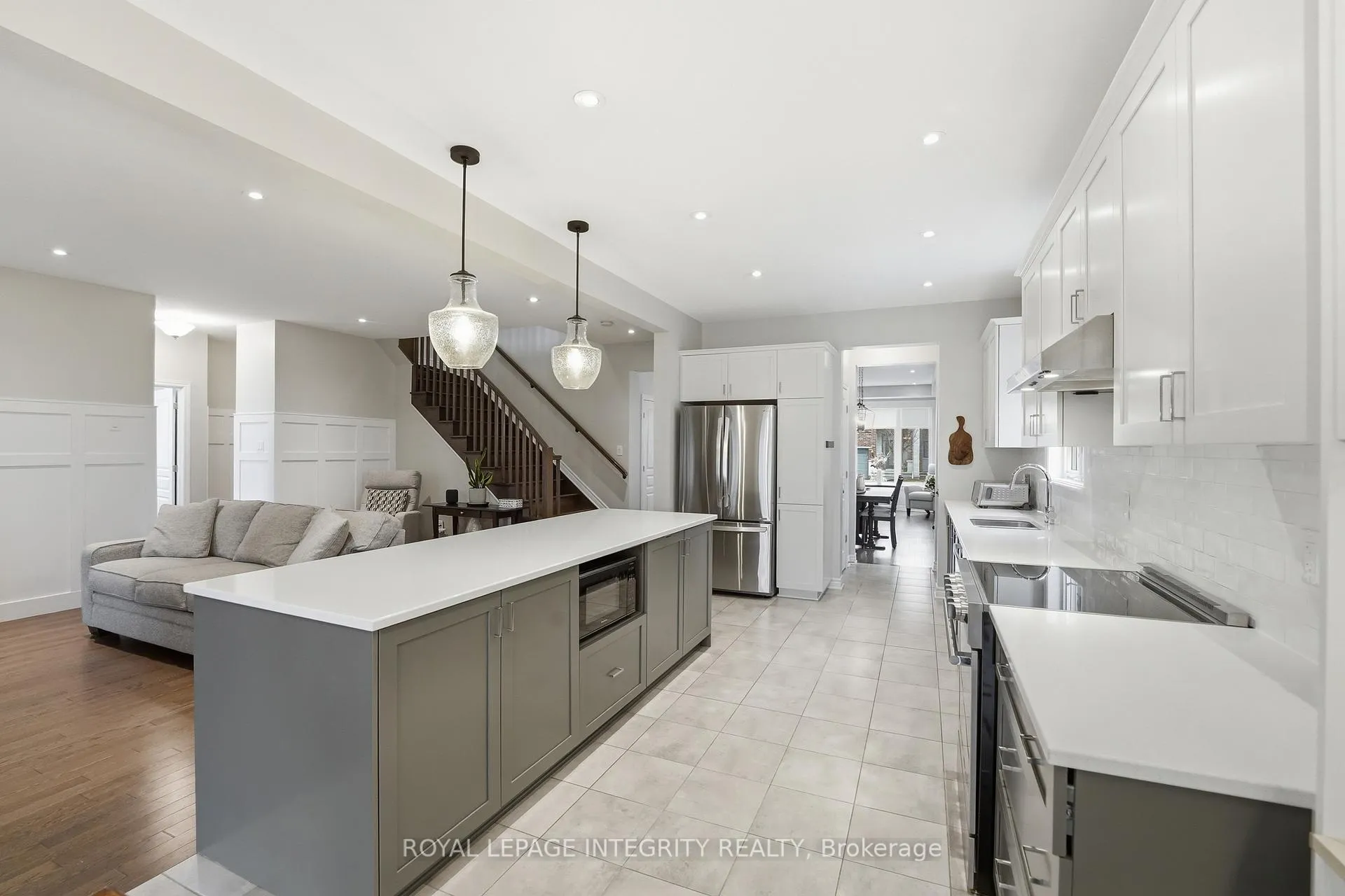 Photo 9 of 211 Cooks Mill Crescent, Ottawa, Riverside South — HOMEH