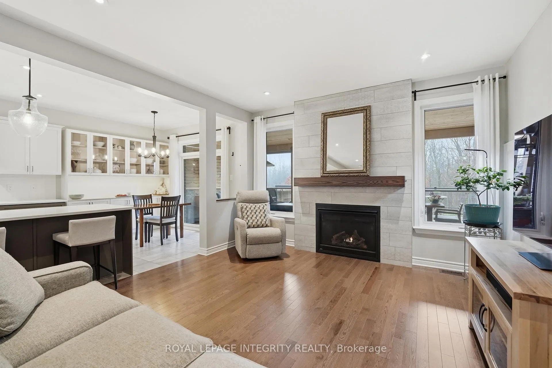 Photo 16 of 211 Cooks Mill Crescent, Ottawa, Riverside South — HOMEH