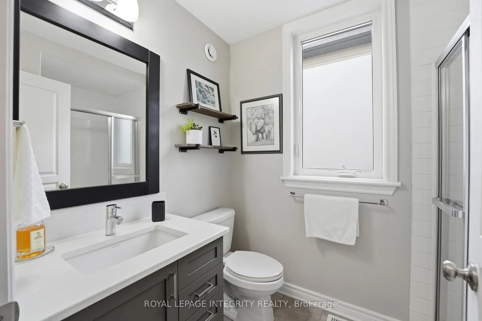 Photo 19 of 211 Cooks Mill Crescent, Ottawa, Riverside South — HOMEH