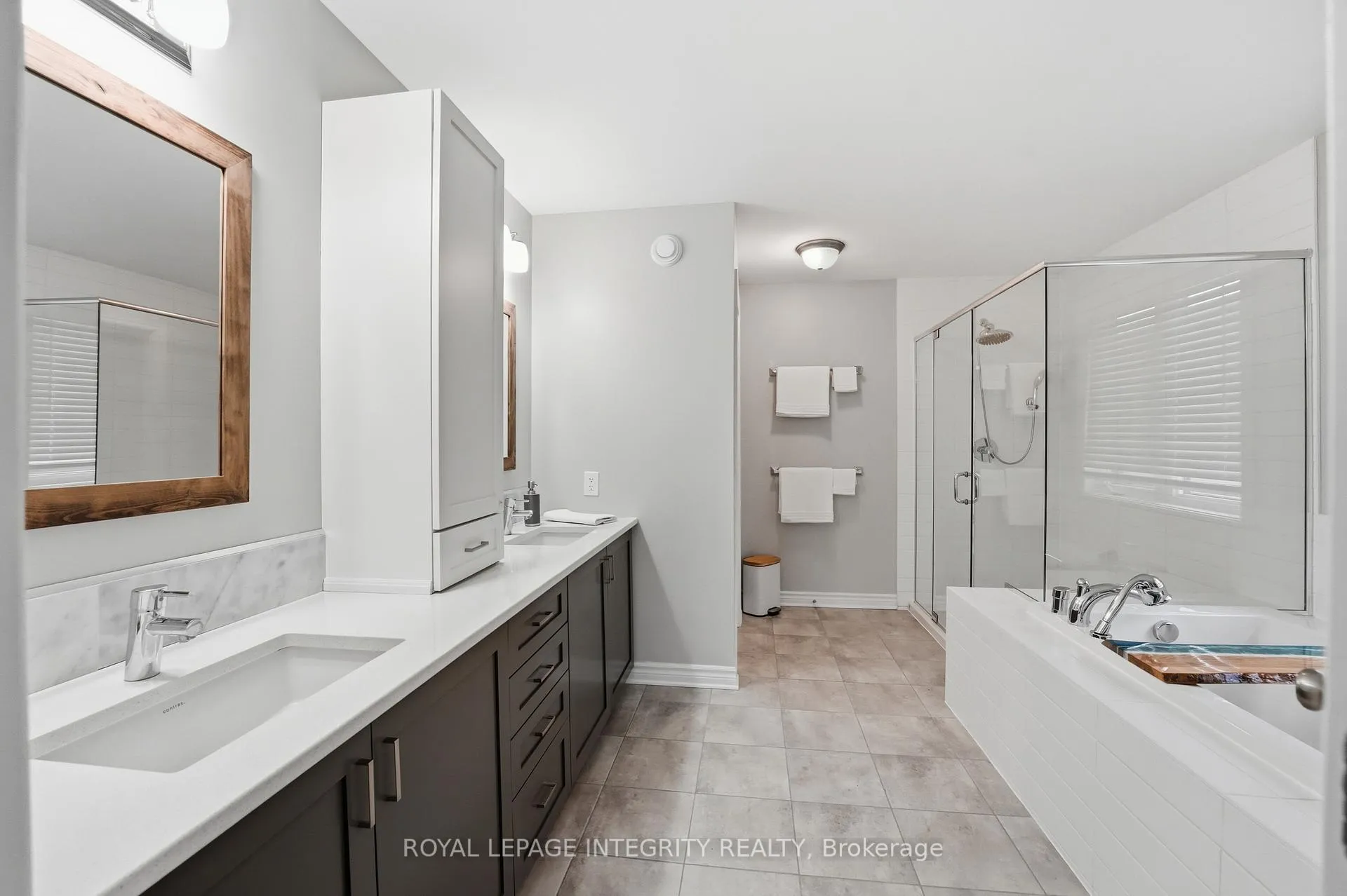 Photo 25 of 211 Cooks Mill Crescent, Ottawa, Riverside South — HOMEH