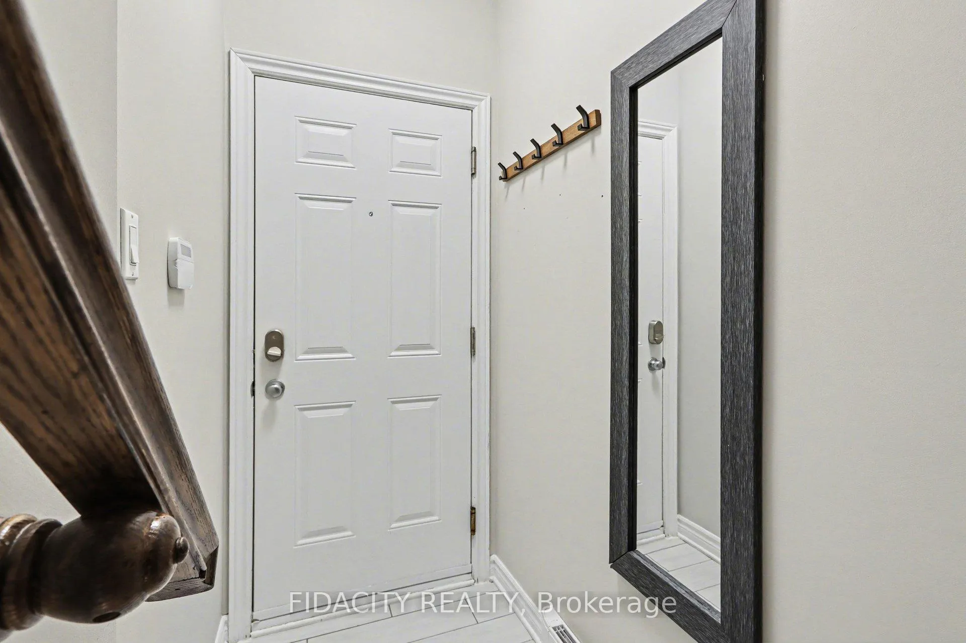Photo 3 of Unit K, 139 Harthill Way, Ottawa, Barrhaven - Heritage Park — HOMEH