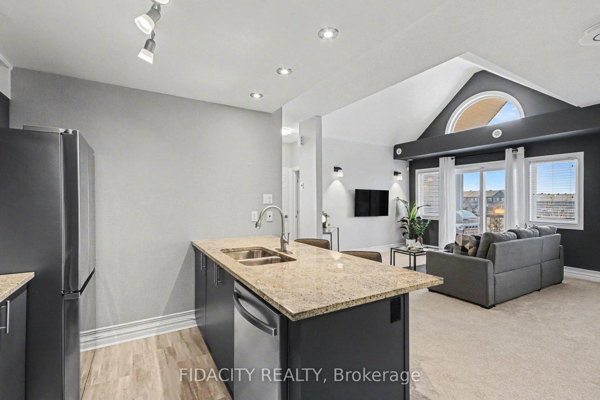 Photo 9 of Unit K, 139 Harthill Way, Ottawa, Barrhaven - Heritage Park — HOMEH