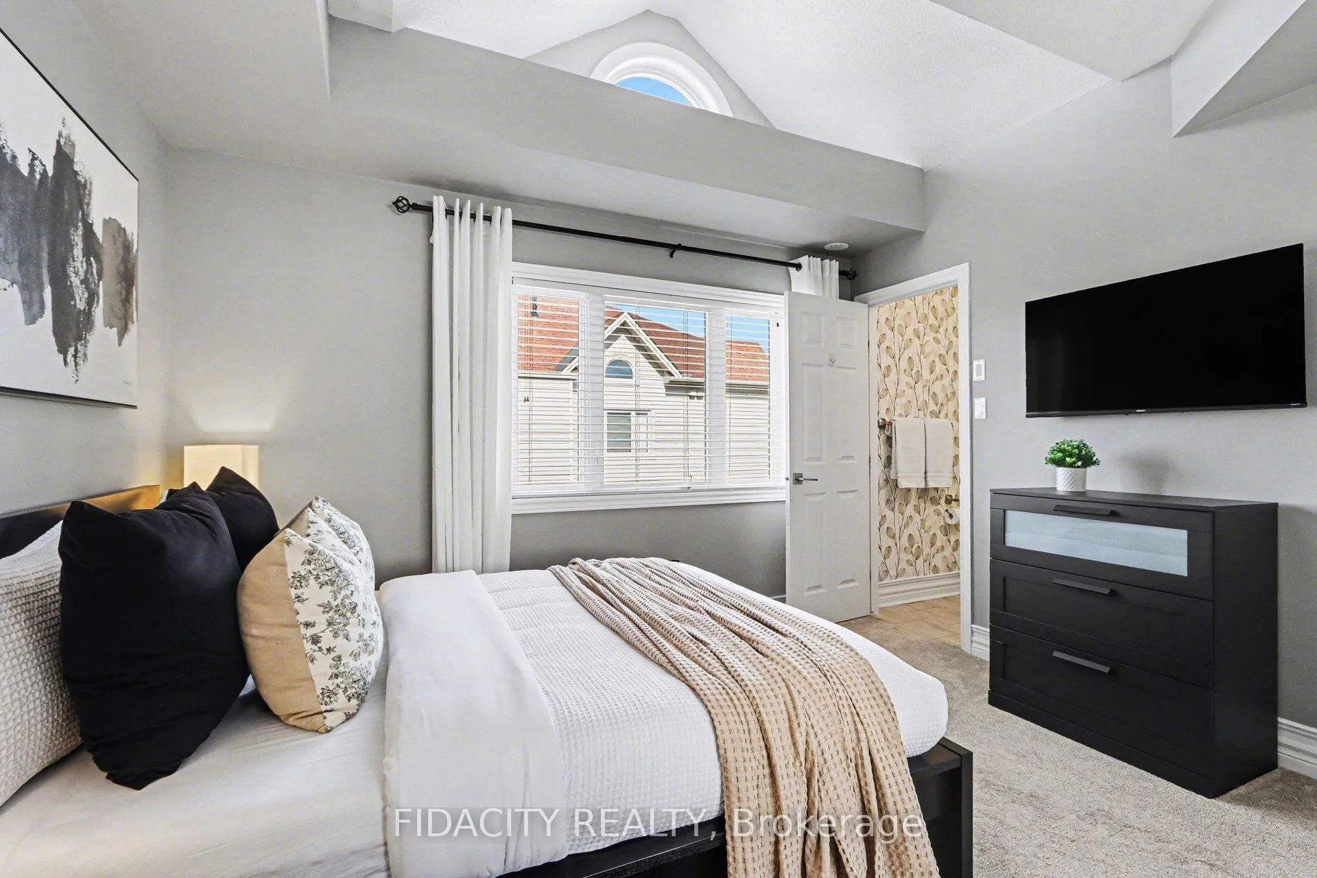 Photo 15 of Unit K, 139 Harthill Way, Ottawa, Barrhaven - Heritage Park — HOMEH