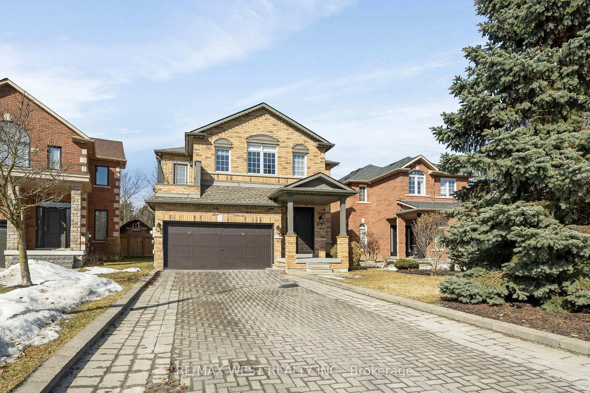 Photo 2 of 99 Gray Park Drive, Caledon, Bolton West — HOMEH