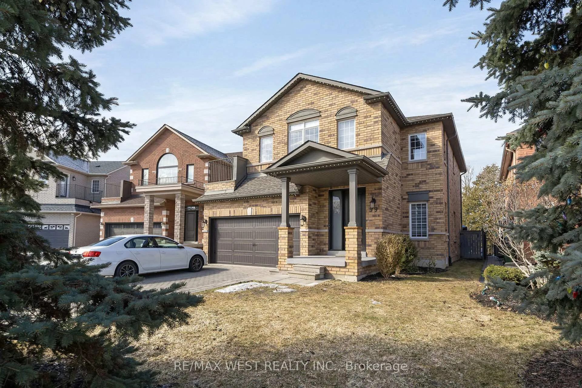 Photo 4 of 99 Gray Park Drive, Caledon, Bolton West — HOMEH