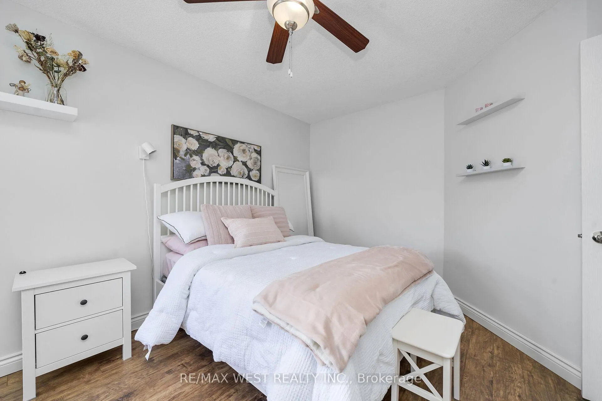 Photo 35 of 99 Gray Park Drive, Caledon, Bolton West — HOMEH