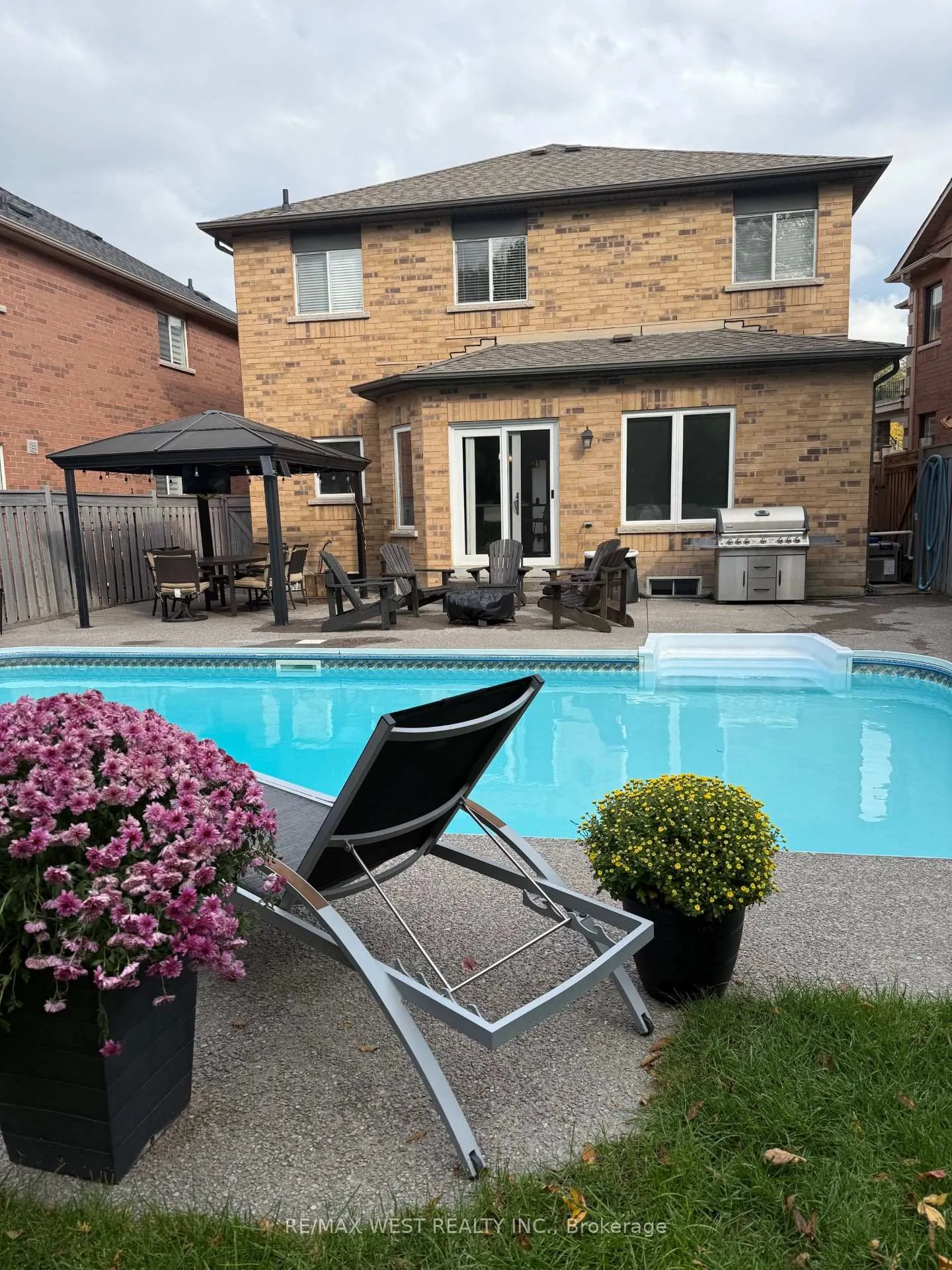 Photo 46 of 99 Gray Park Drive, Caledon, Bolton West — HOMEH