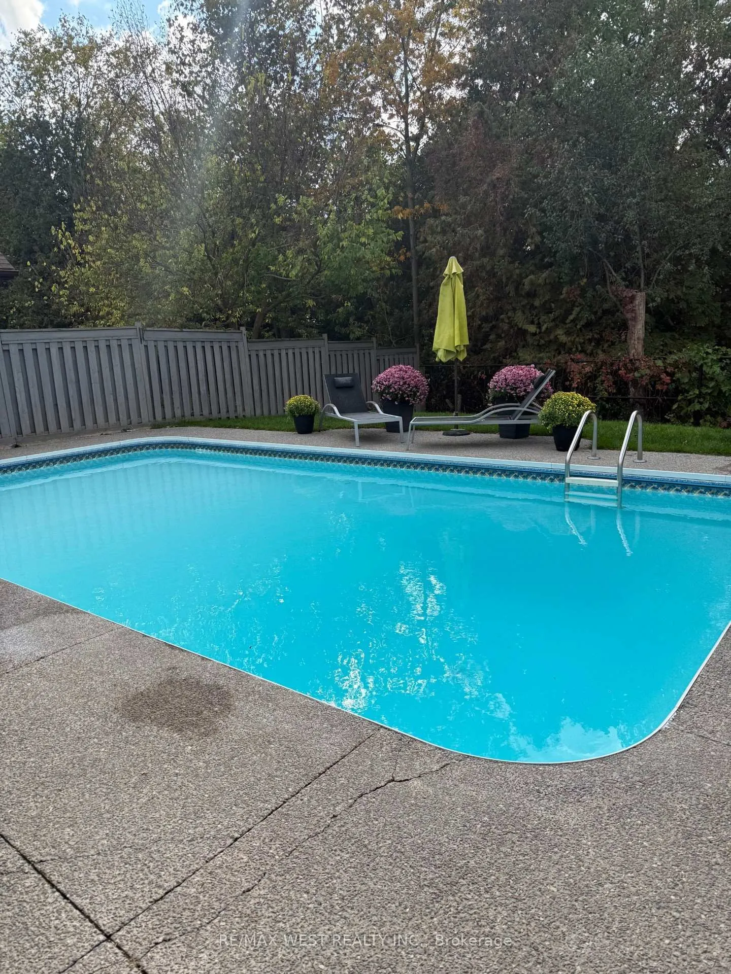 Photo 48 of 99 Gray Park Drive, Caledon, Bolton West — HOMEH