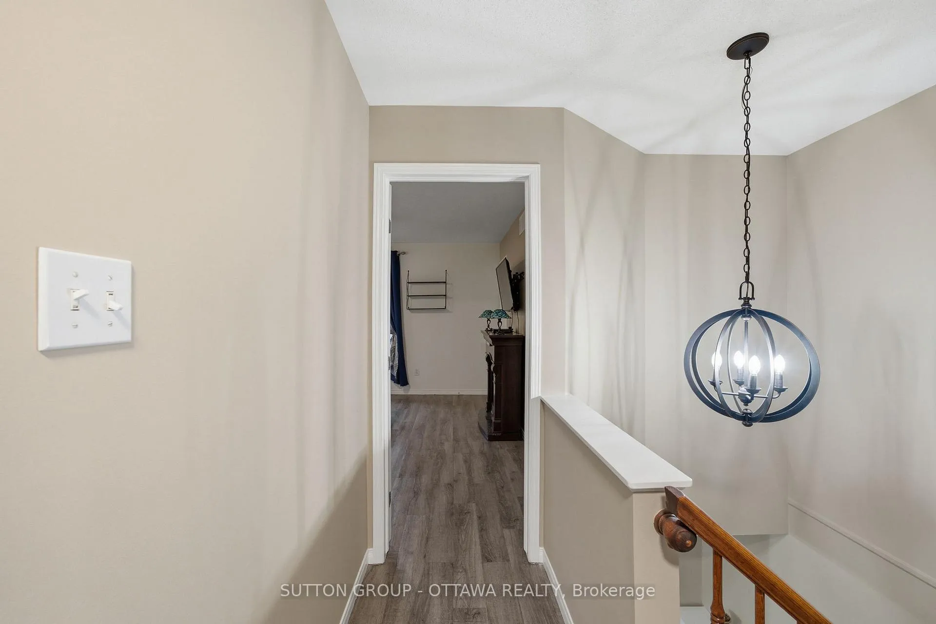 Photo 14 of 814 Nesting Way, Ottawa, Fallingbrook/Gardenway South — HOMEH