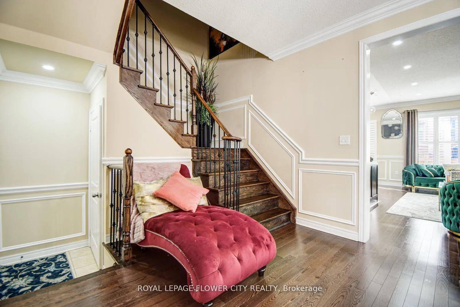 Photo 10 of 25 Padbury Trail, Brampton, Northwest Brampton — HOMEH