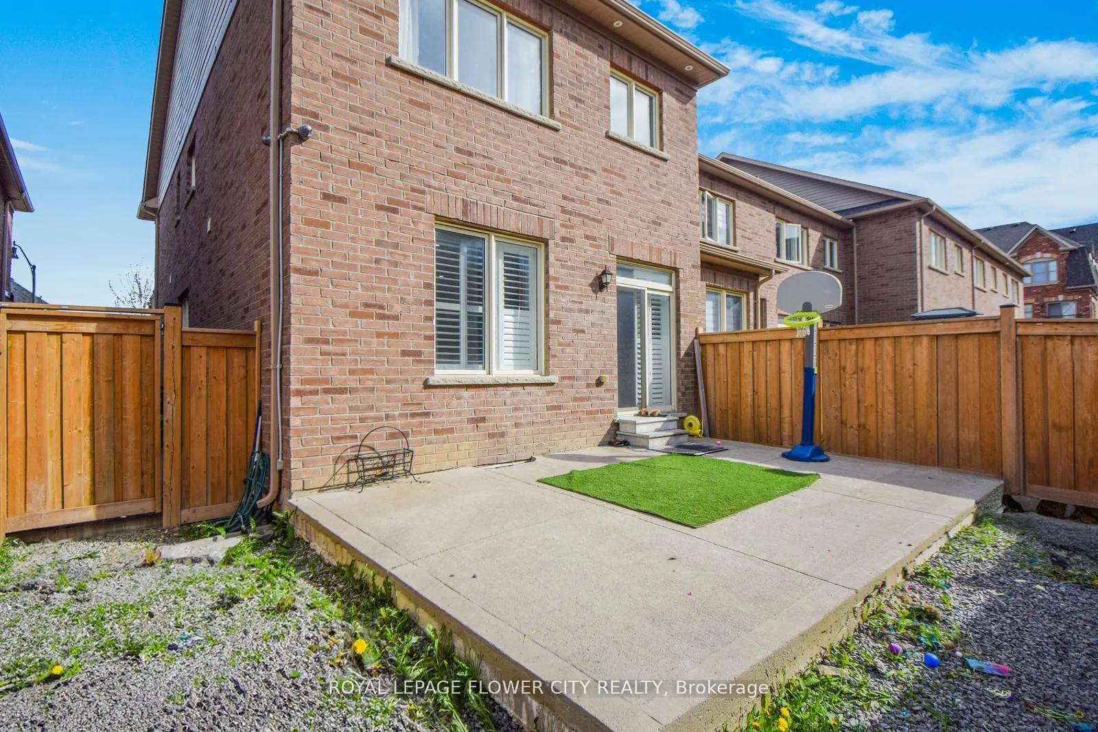 Photo 47 of 25 Padbury Trail, Brampton, Northwest Brampton — HOMEH