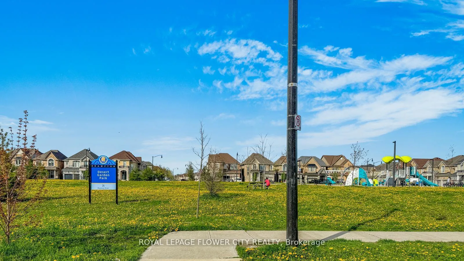 Photo 50 of 25 Padbury Trail, Brampton, Northwest Brampton — HOMEH