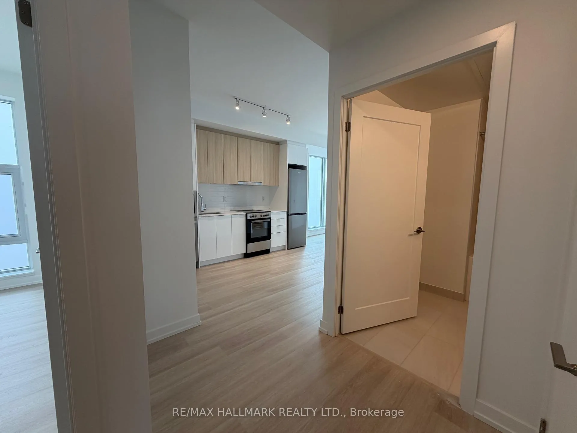 Photo 5 of Unit A2310, 9763 Markham Road, Markham, Greensborough — HOMEH