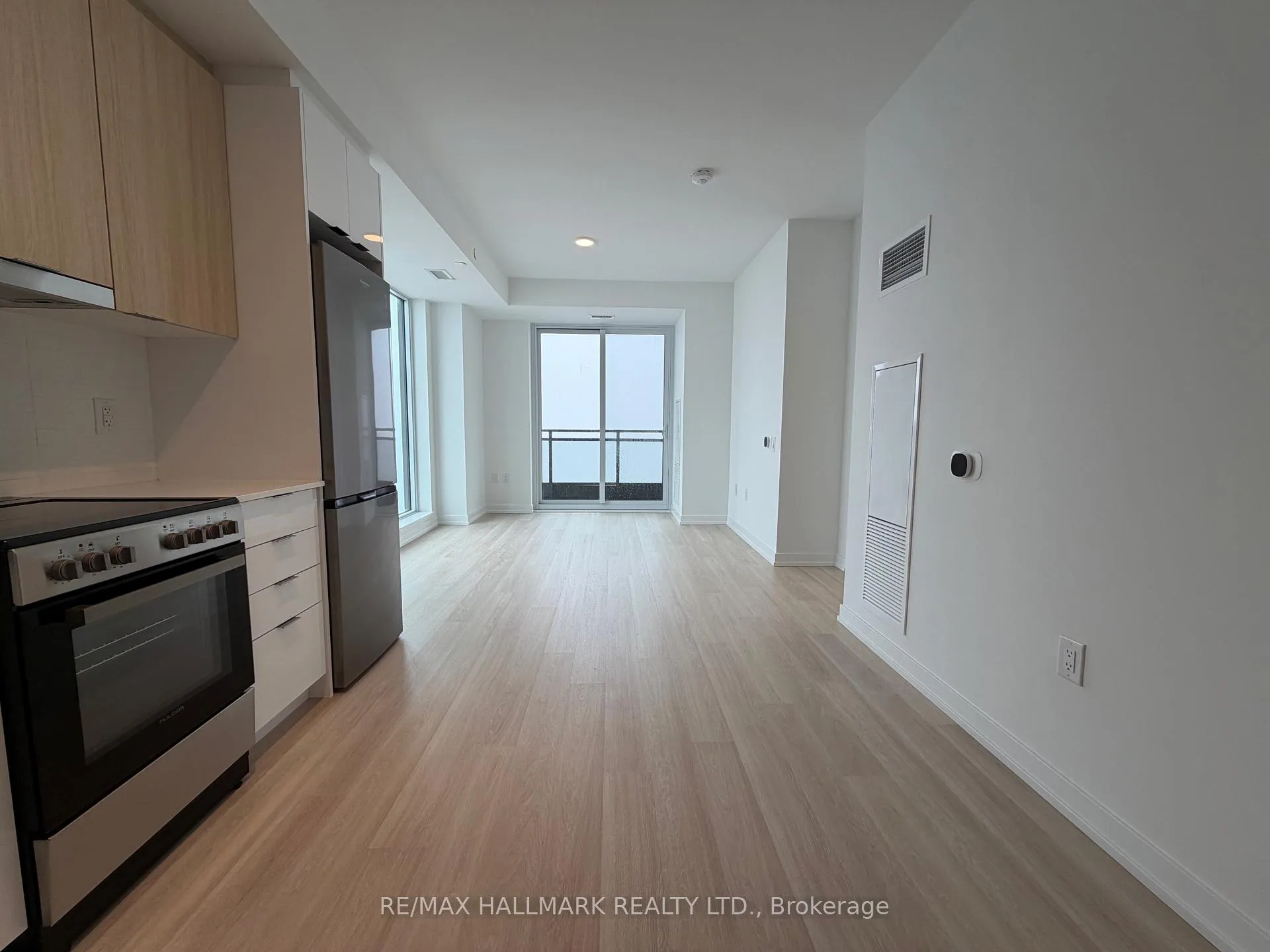 Photo 6 of Unit A2310, 9763 Markham Road, Markham, Greensborough — HOMEH