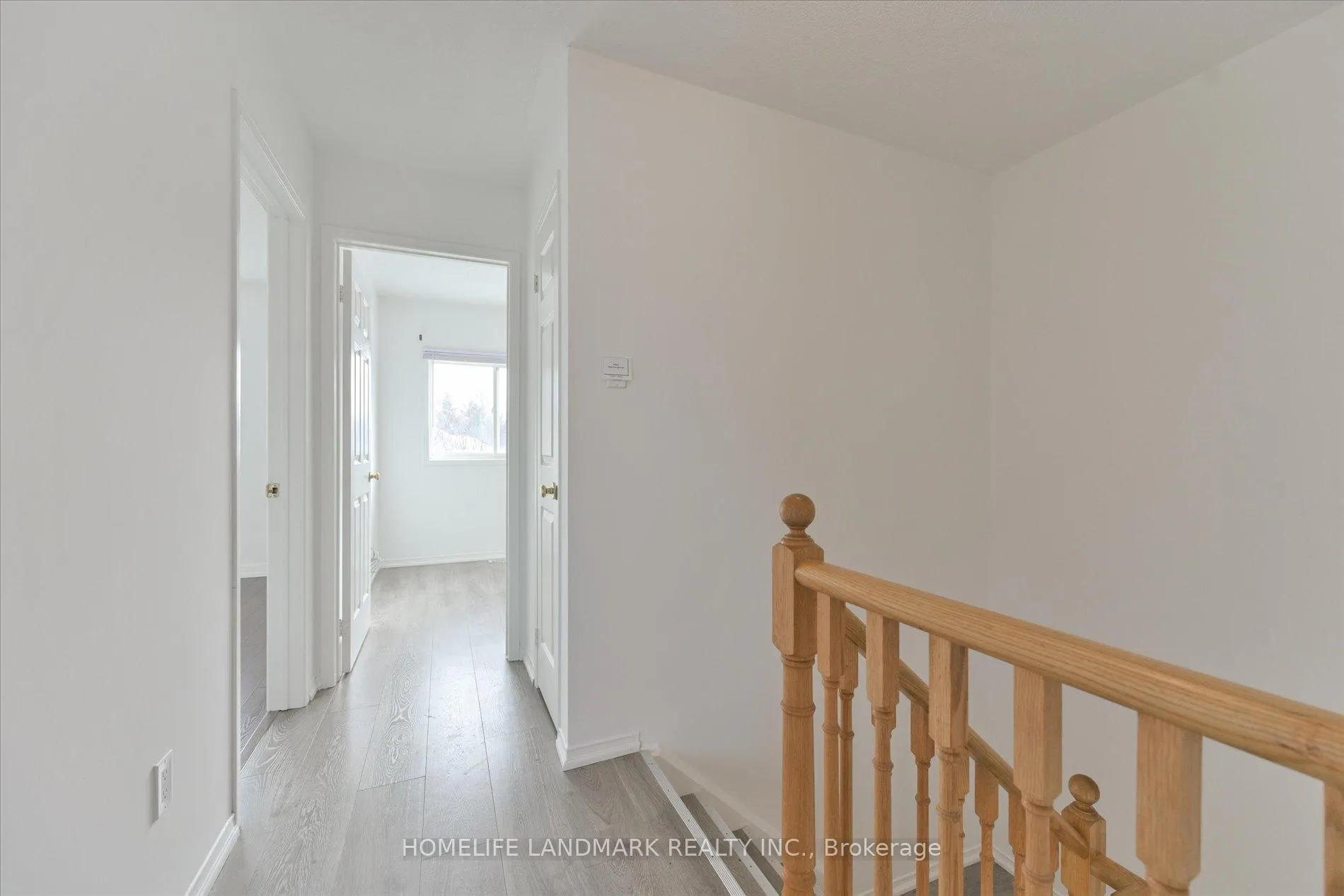 Photo 16 of 29 Drake Drive, Barrie, Painswick South — HOMEH