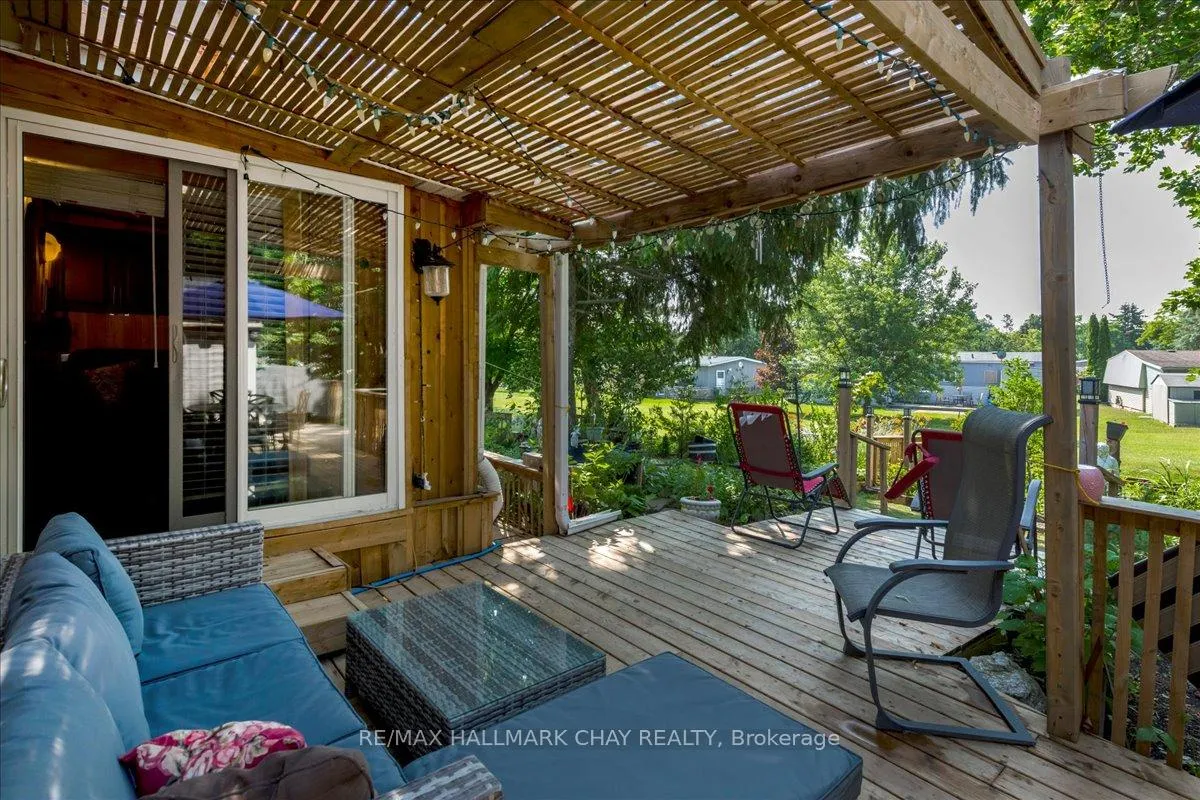 Photo 8 of 43 Linden Lane, Innisfil, Rural Innisfil — HOMEH