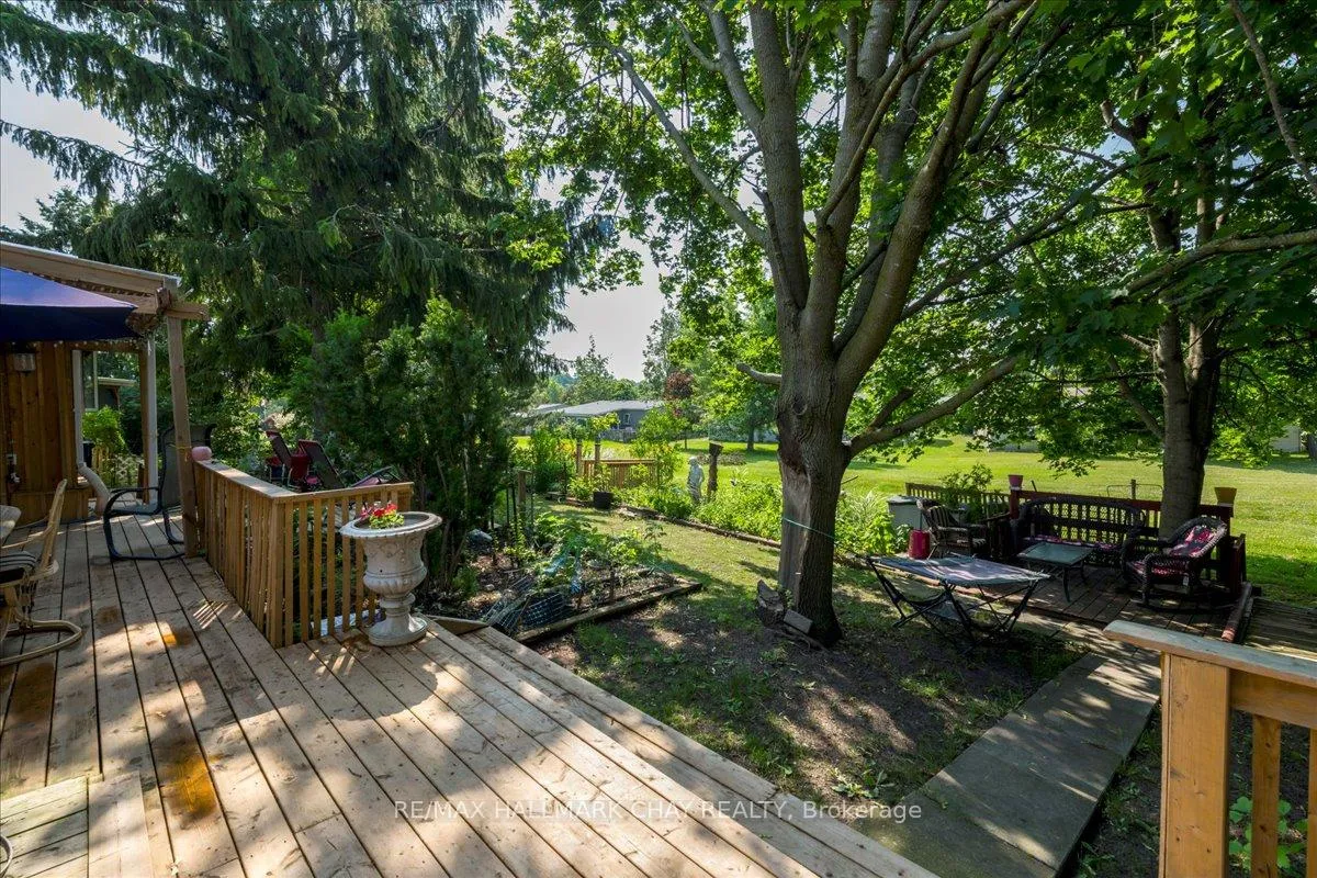Photo 11 of 43 Linden Lane, Innisfil, Rural Innisfil — HOMEH