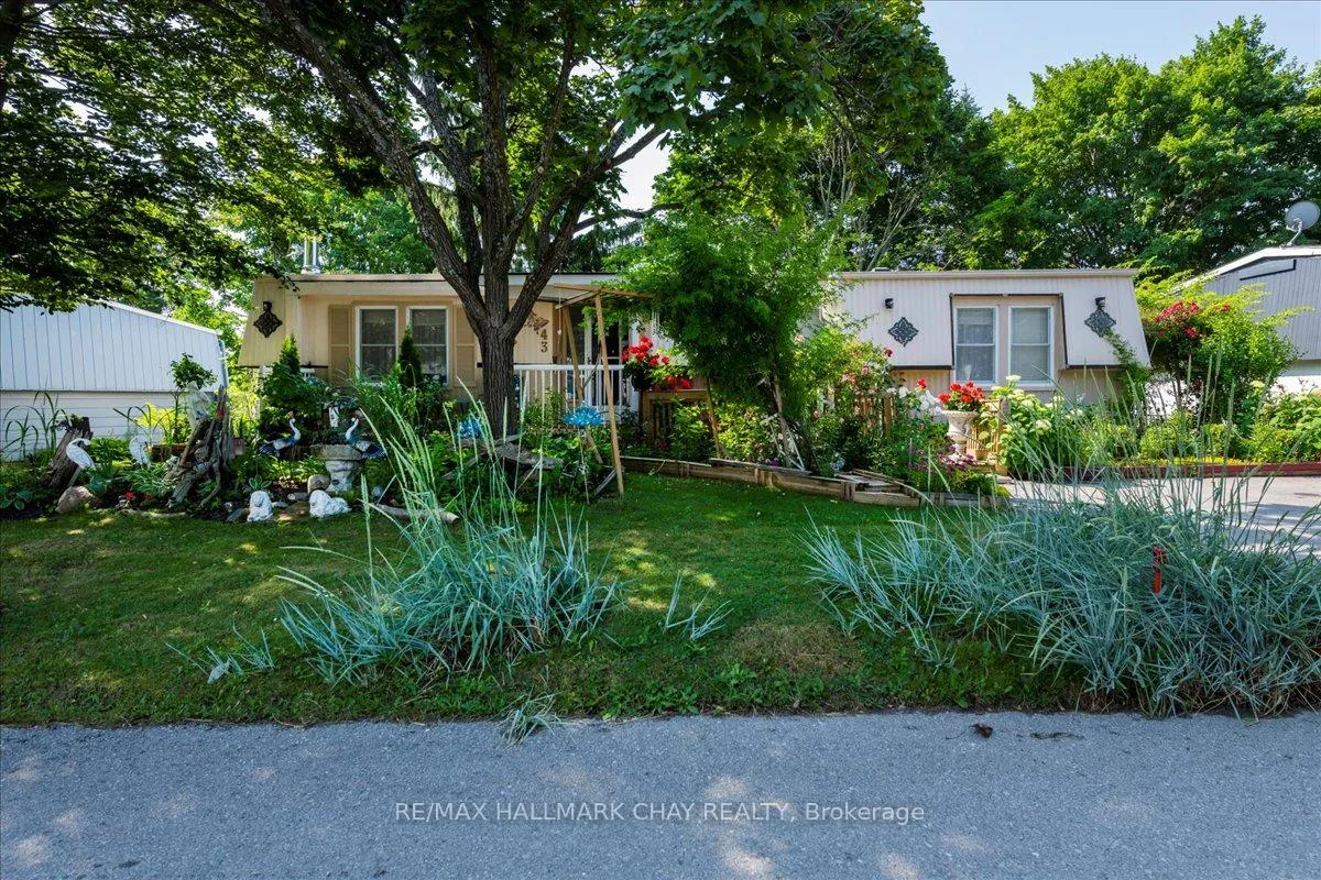 Photo 15 of 43 Linden Lane, Innisfil, Rural Innisfil — HOMEH