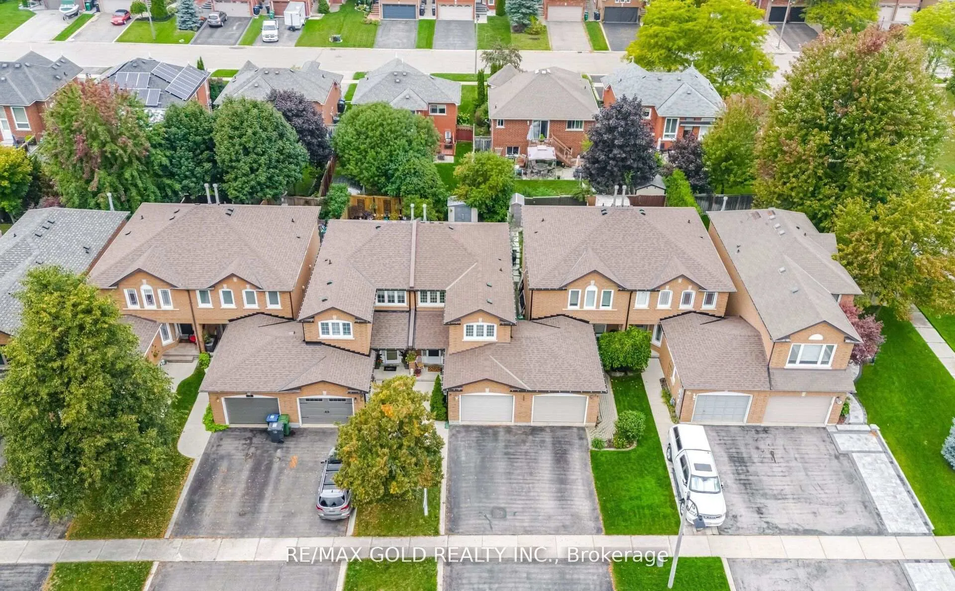 Photo 2 of 26 Flemington Drive, Caledon, Rural Caledon — HOMEH