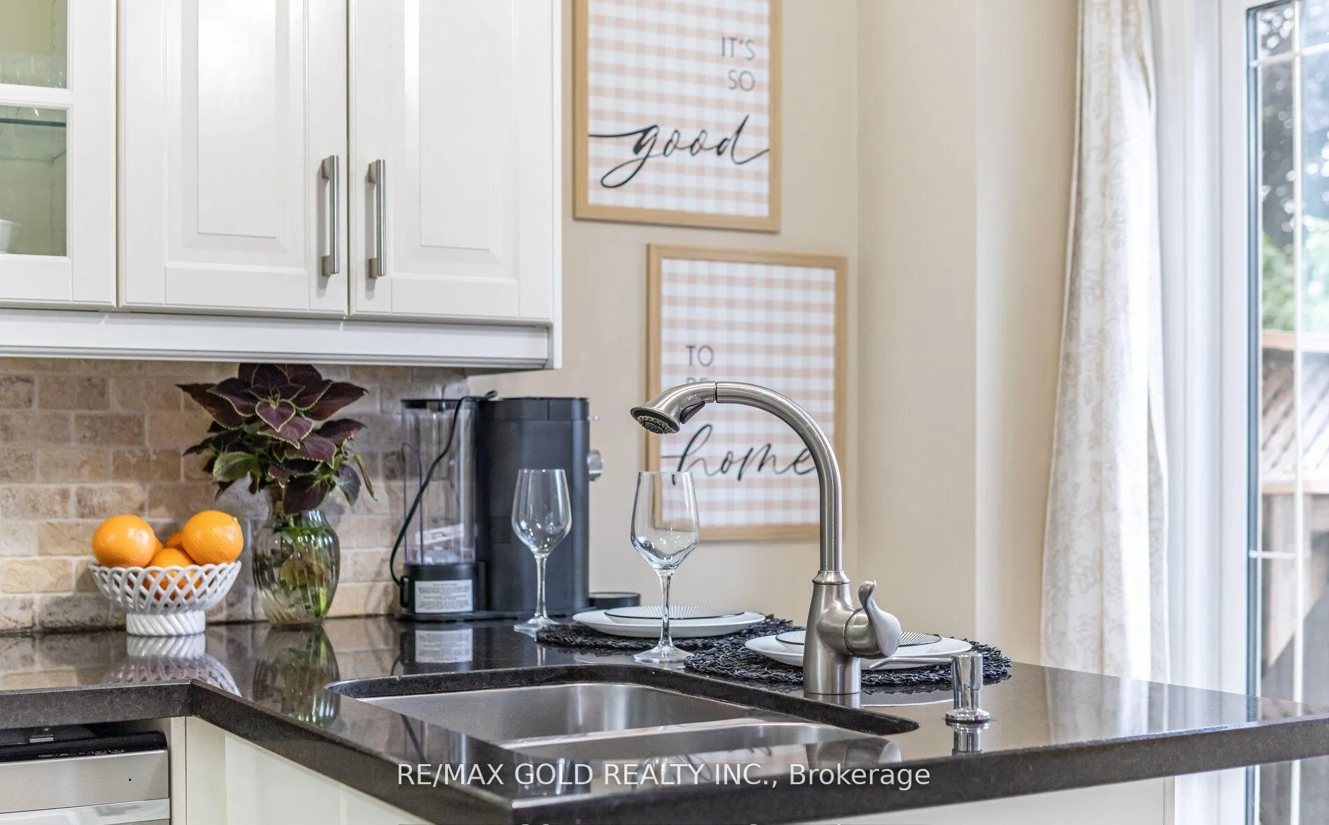 Photo 17 of 26 Flemington Drive, Caledon, Rural Caledon — HOMEH