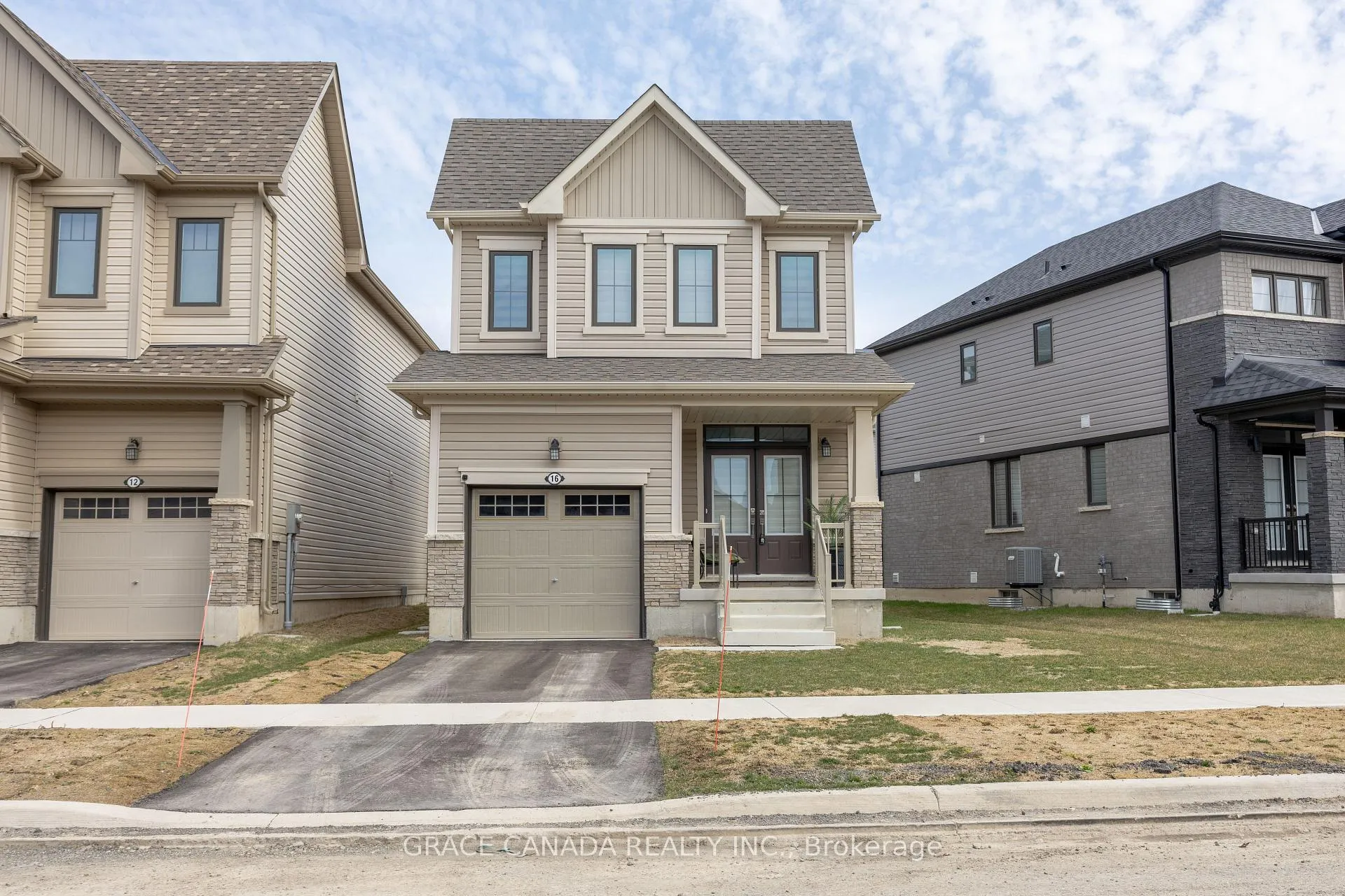 Photo 1 of 16 Brighton Lane, Thorold, Rolling Meadows — HOMEH