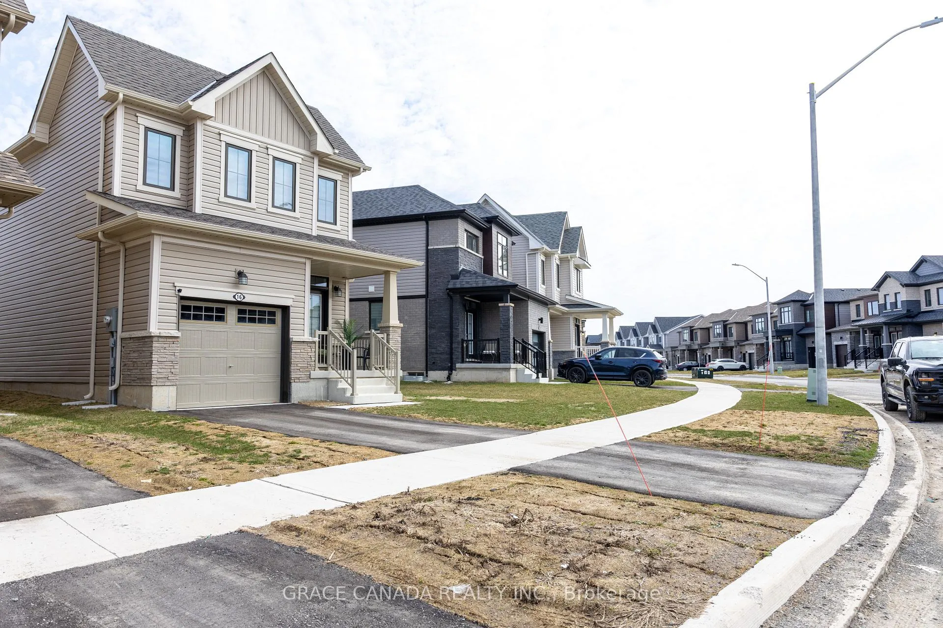 Photo 2 of 16 Brighton Lane, Thorold, Rolling Meadows — HOMEH