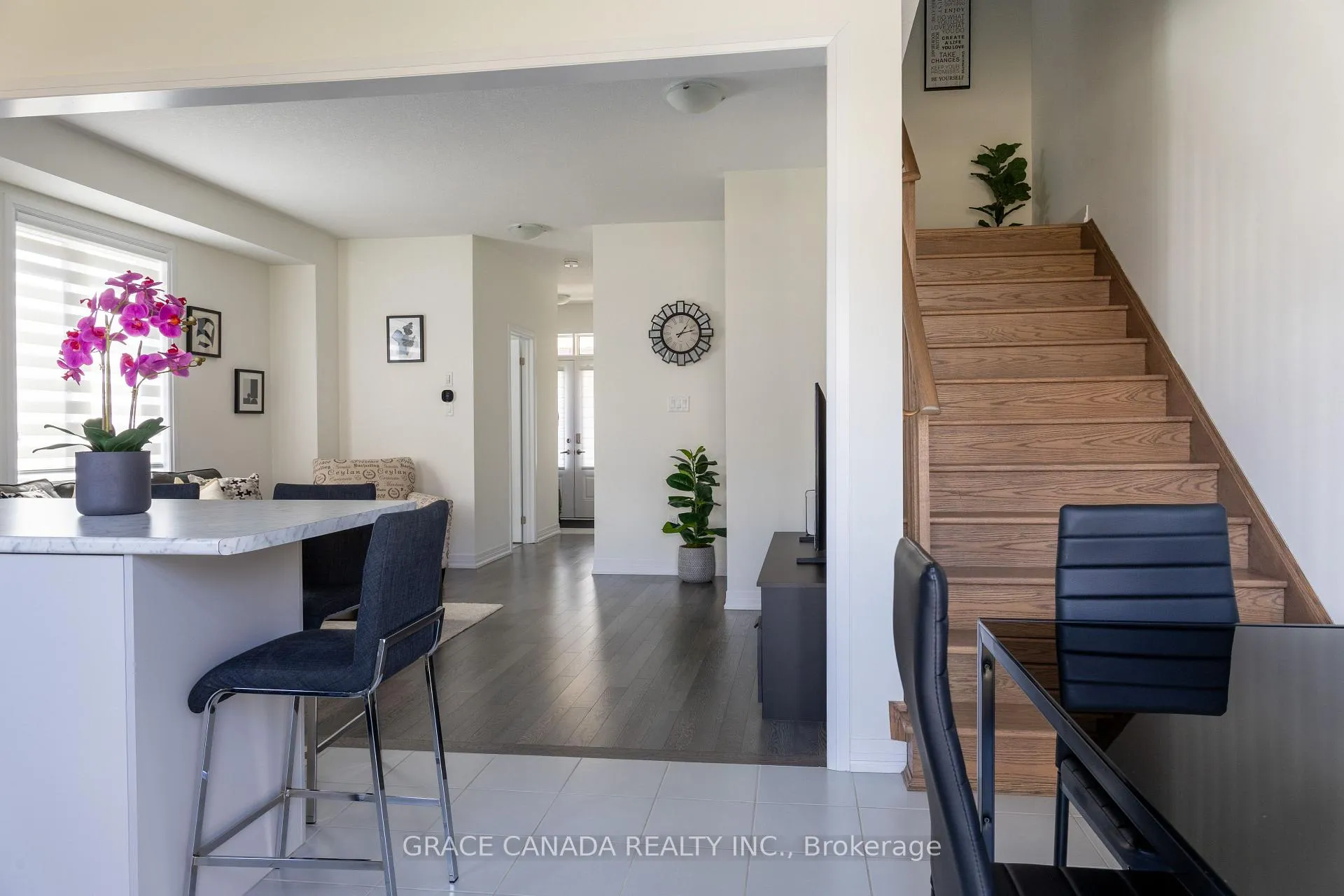 Photo 19 of 16 Brighton Lane, Thorold, Rolling Meadows — HOMEH