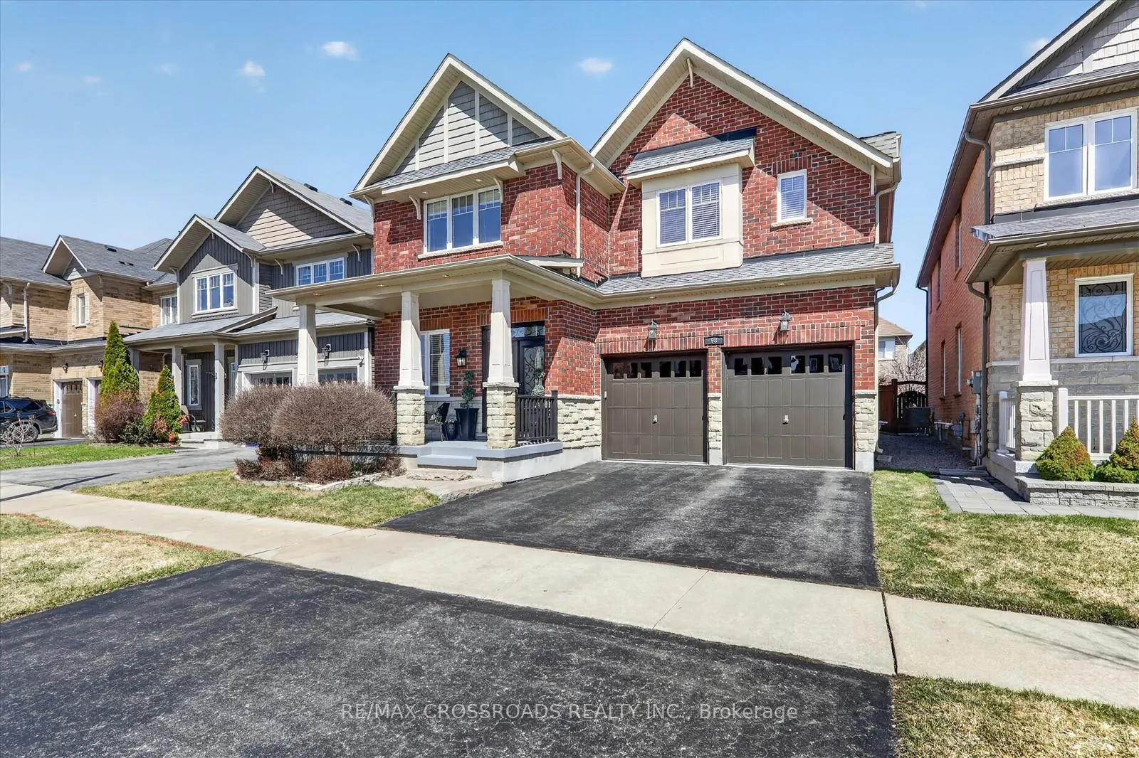 Front of 98 Britannia Avenue E