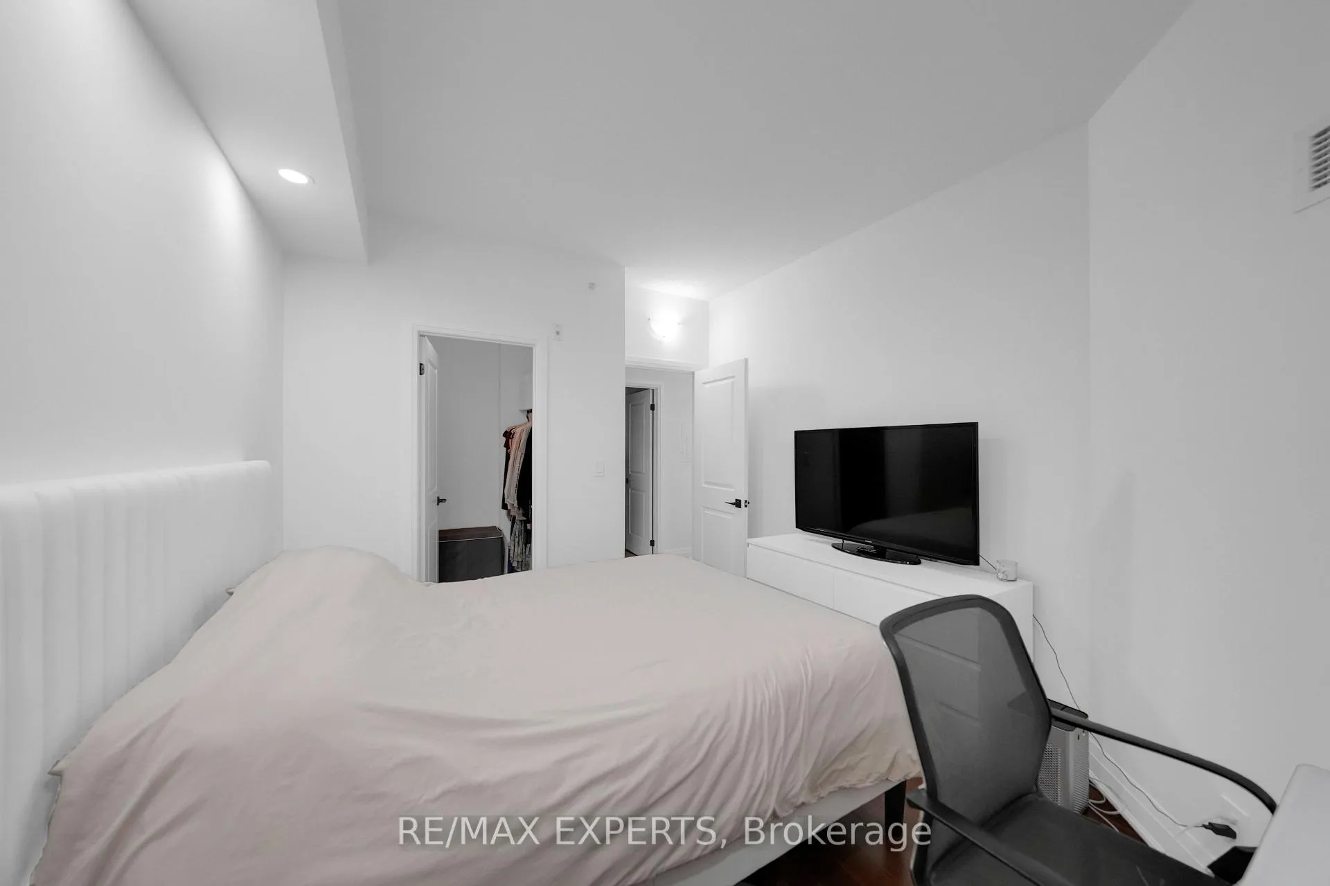 Photo 16 of Unit 606, 24 Woodstream Boulevard, Vaughan, Vaughan Grove — HOMEH