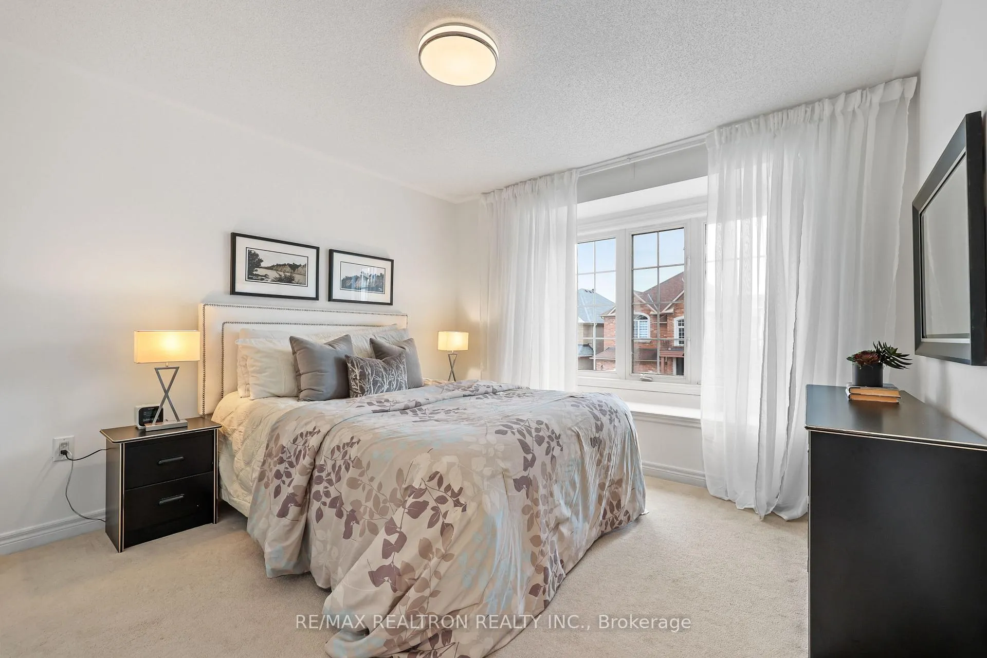 Photo 13 of 2 Serene Way, Vaughan, Patterson — HOMEH