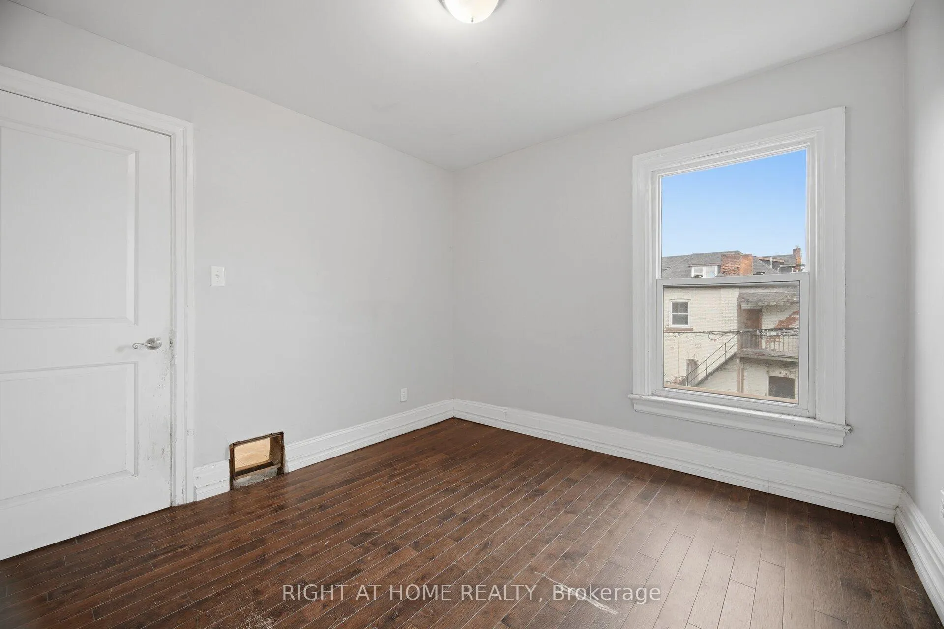 Photo 23 of 14 William Street, Hamilton, Landsdale — HOMEH