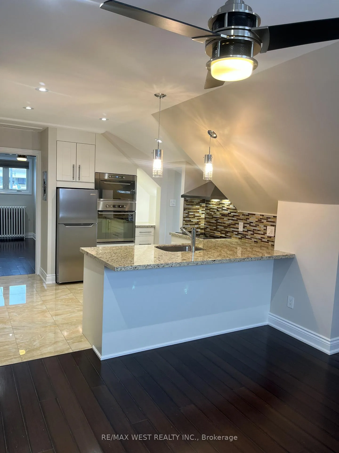 Photo 15 of Unit 3, 900 Avenue Road, Toronto, Yonge-Eglinton — HOMEH