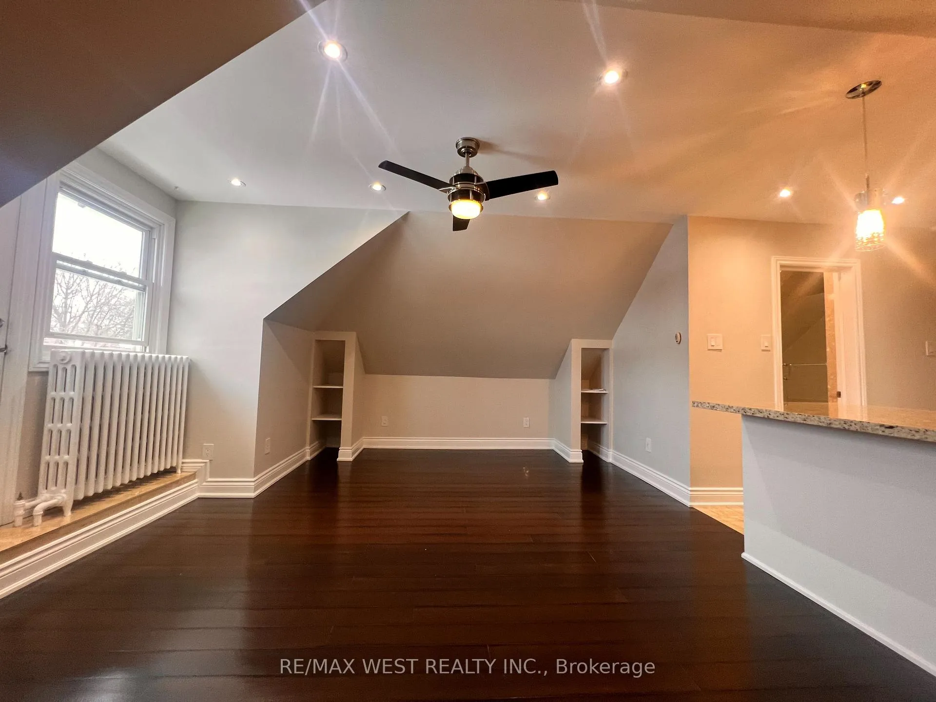 Photo 16 of Unit 3, 900 Avenue Road, Toronto, Yonge-Eglinton — HOMEH