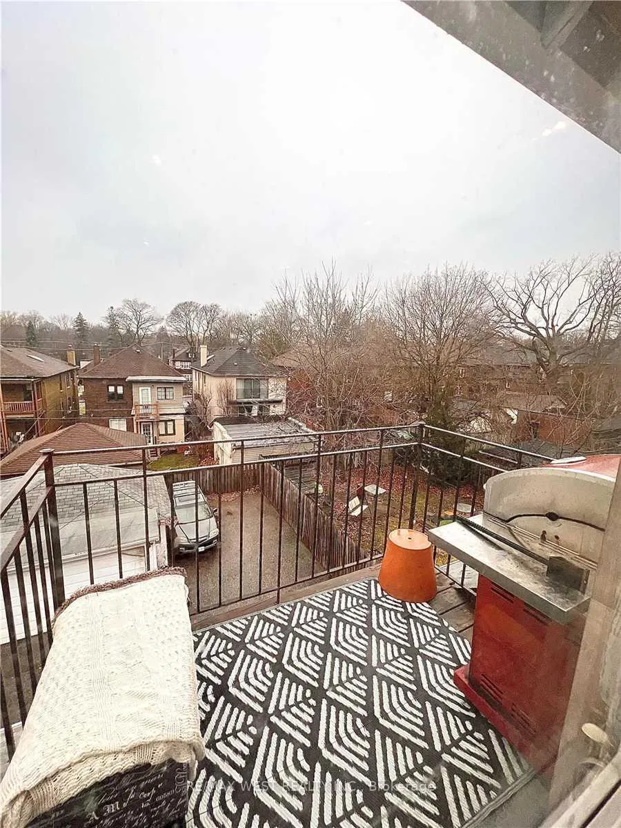 Photo 17 of Unit 3, 900 Avenue Road, Toronto, Yonge-Eglinton — HOMEH