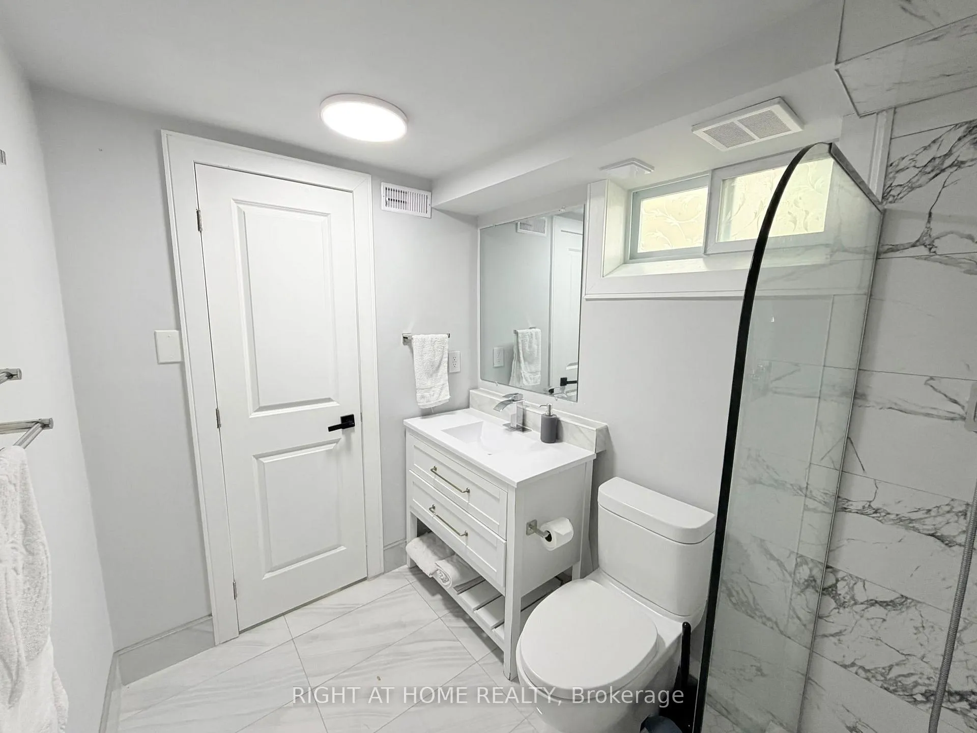 Photo 12 of Unit Lower, 25 Duffield Road E, Etobicoke, Willowridge-Martingrove-Richview — HOMEH
