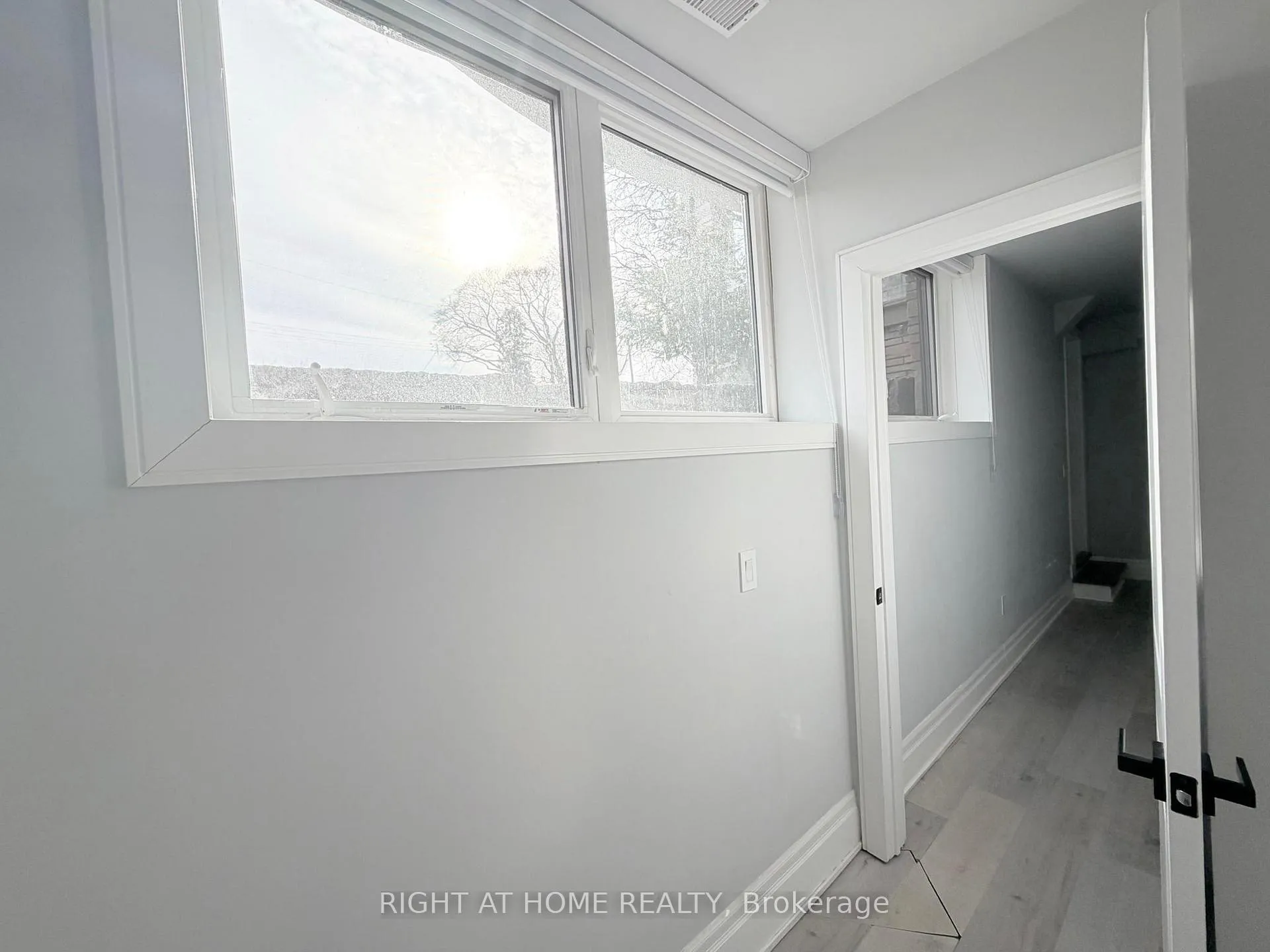 Photo 15 of Unit Lower, 25 Duffield Road E, Etobicoke, Willowridge-Martingrove-Richview — HOMEH