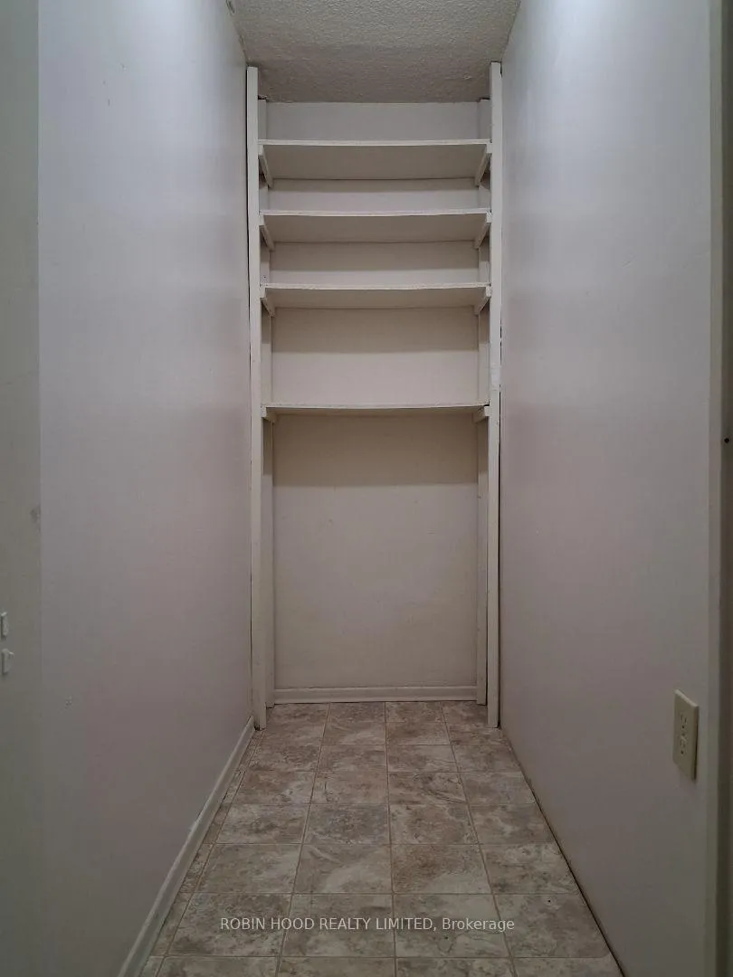 Photo 15 of Unit 605, 975 Warwick Court, Burlington, LaSalle — HOMEH